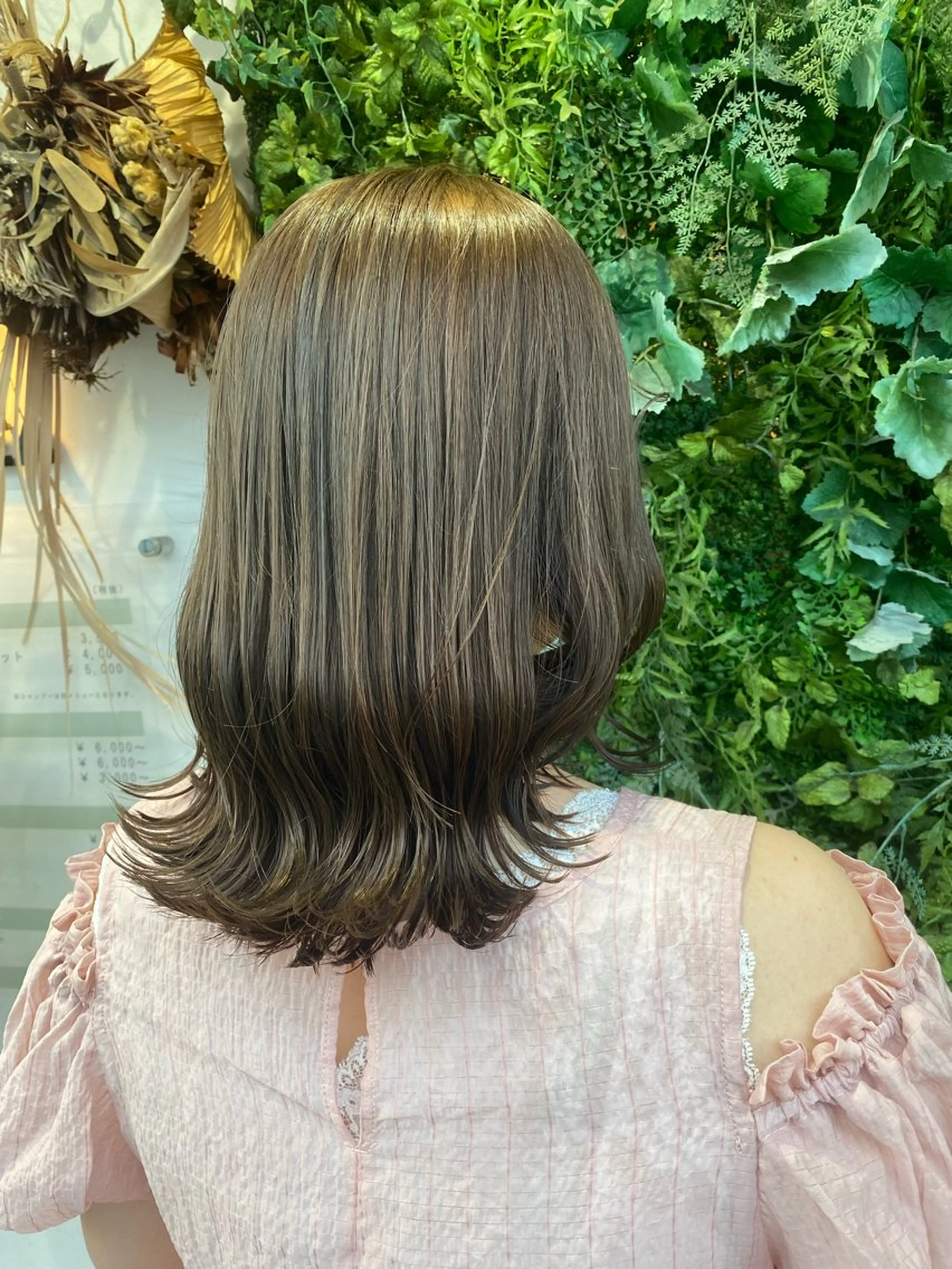 ミディアム カラー ベージュカラー ブリーチ ダブルカラー ミルクティーベージュ ブリーチなしカラー ヘアカラー 透明感カラー/韓国 ヘア🩶yuri🩵のヘアスタイル