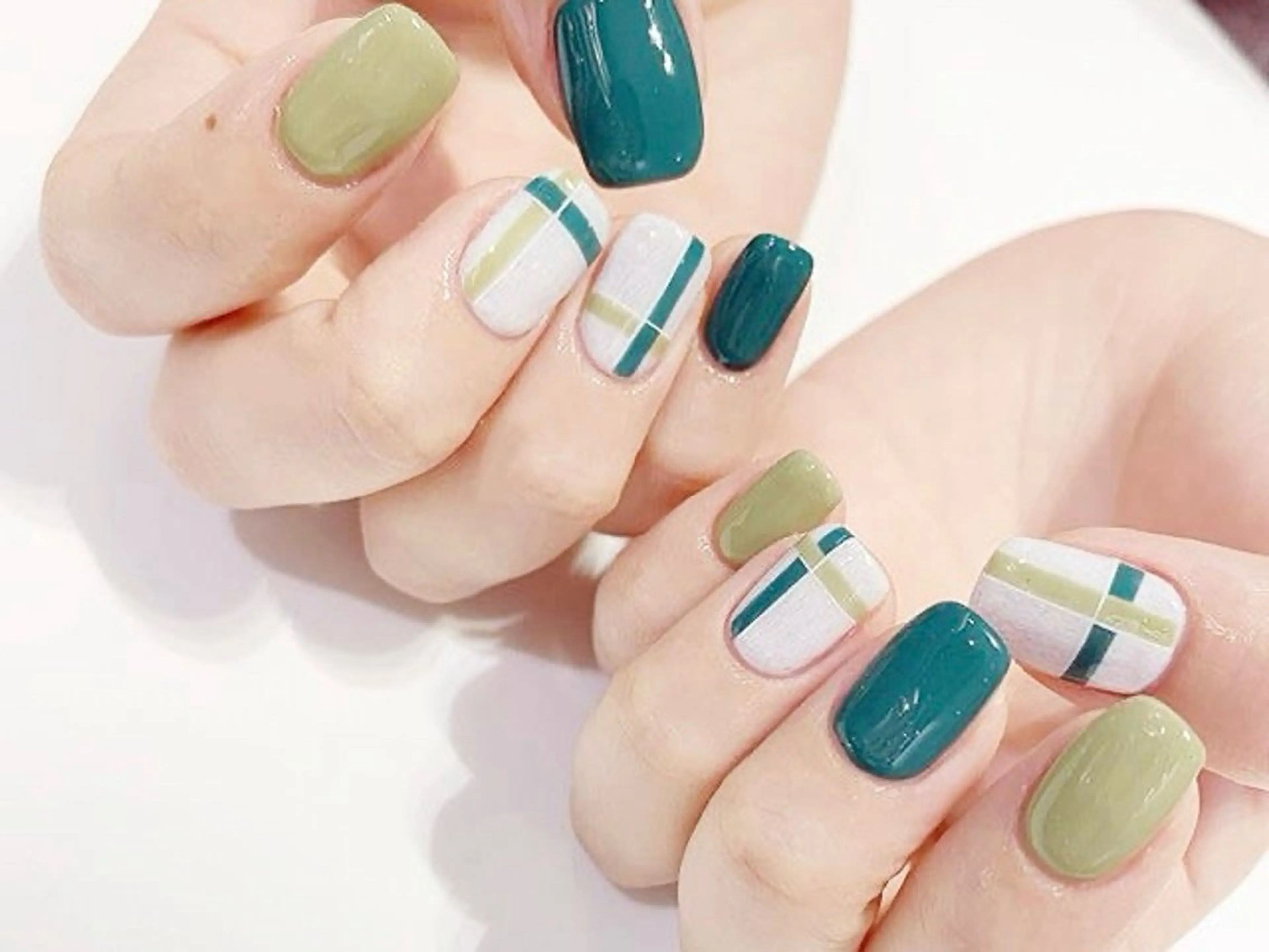 ネイル ハンドネイル ネイルサロン lotusのネイルデザイン