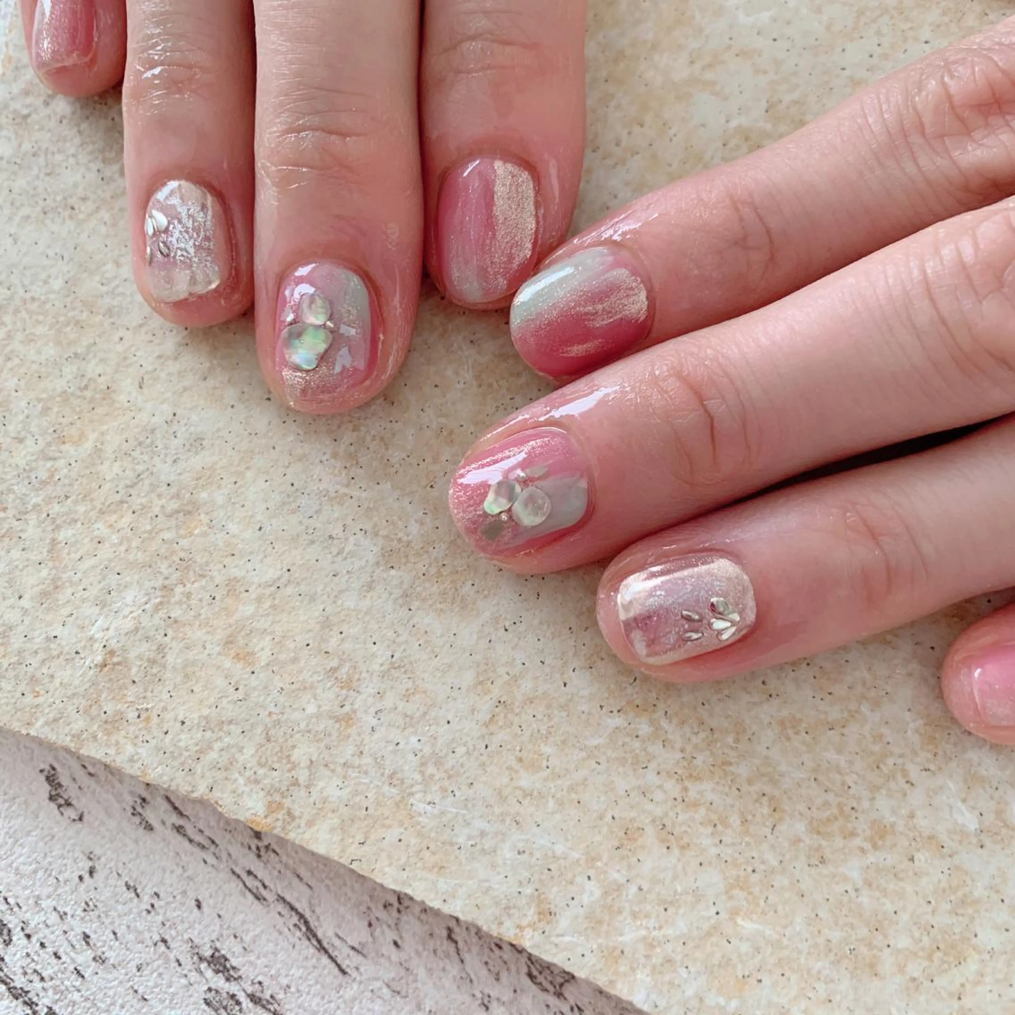 ネイル 春日井ネイルサロン iroのネイルデザイン