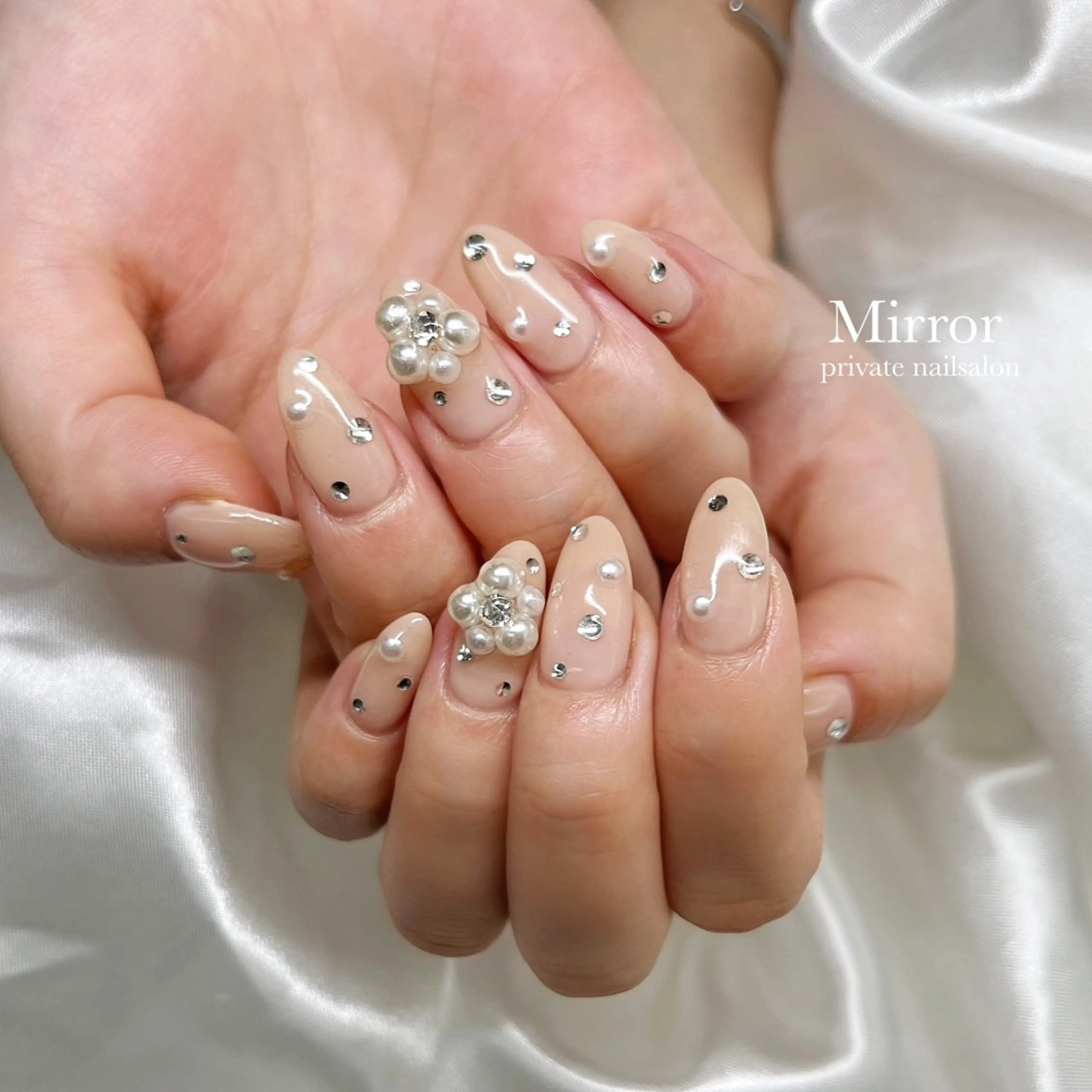 ネイル ハンドネイル nailsalon Mirrorのネイルデザイン