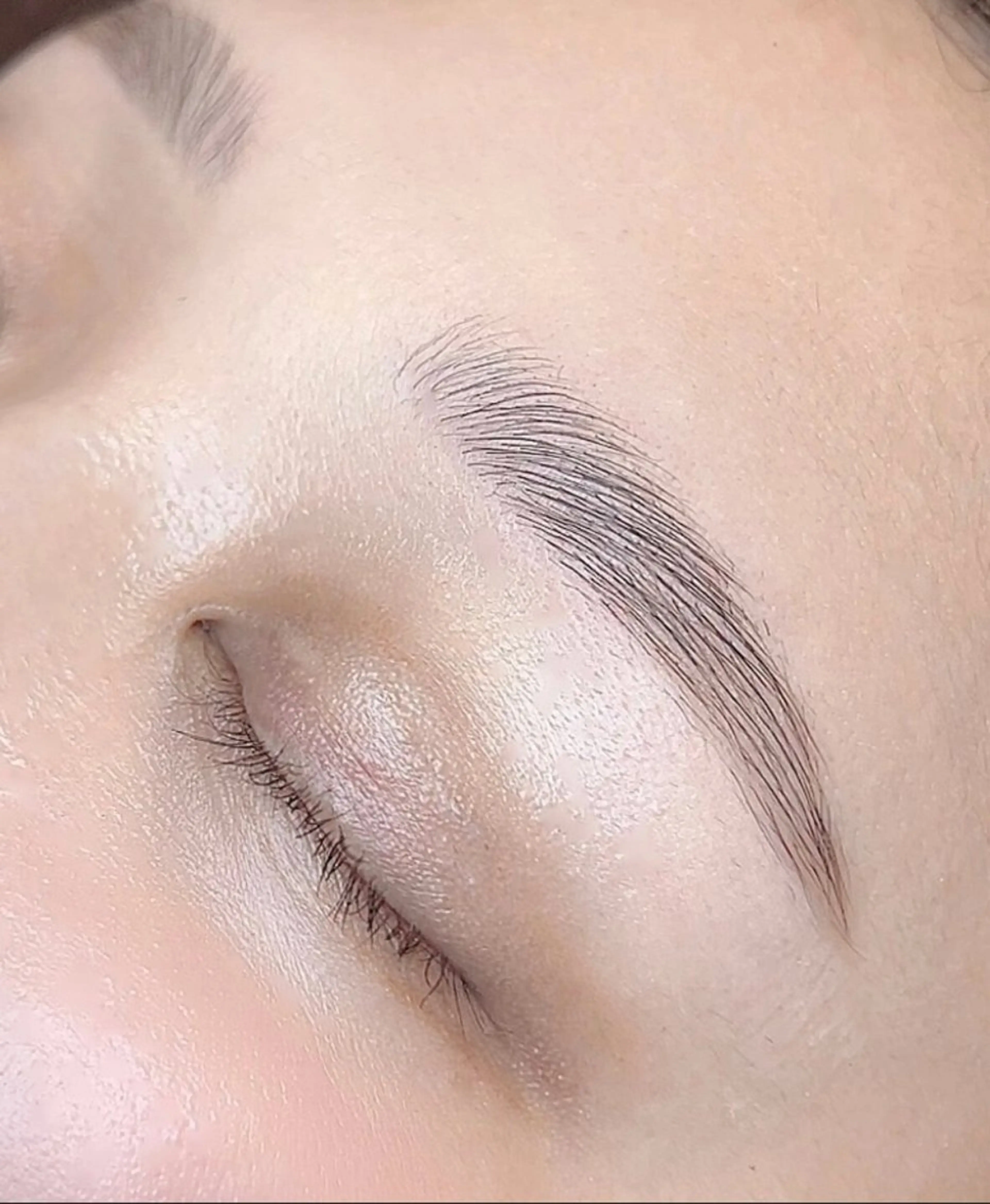 アイブロウ アイブロウ M_の眉毛・アイブロウイメージ