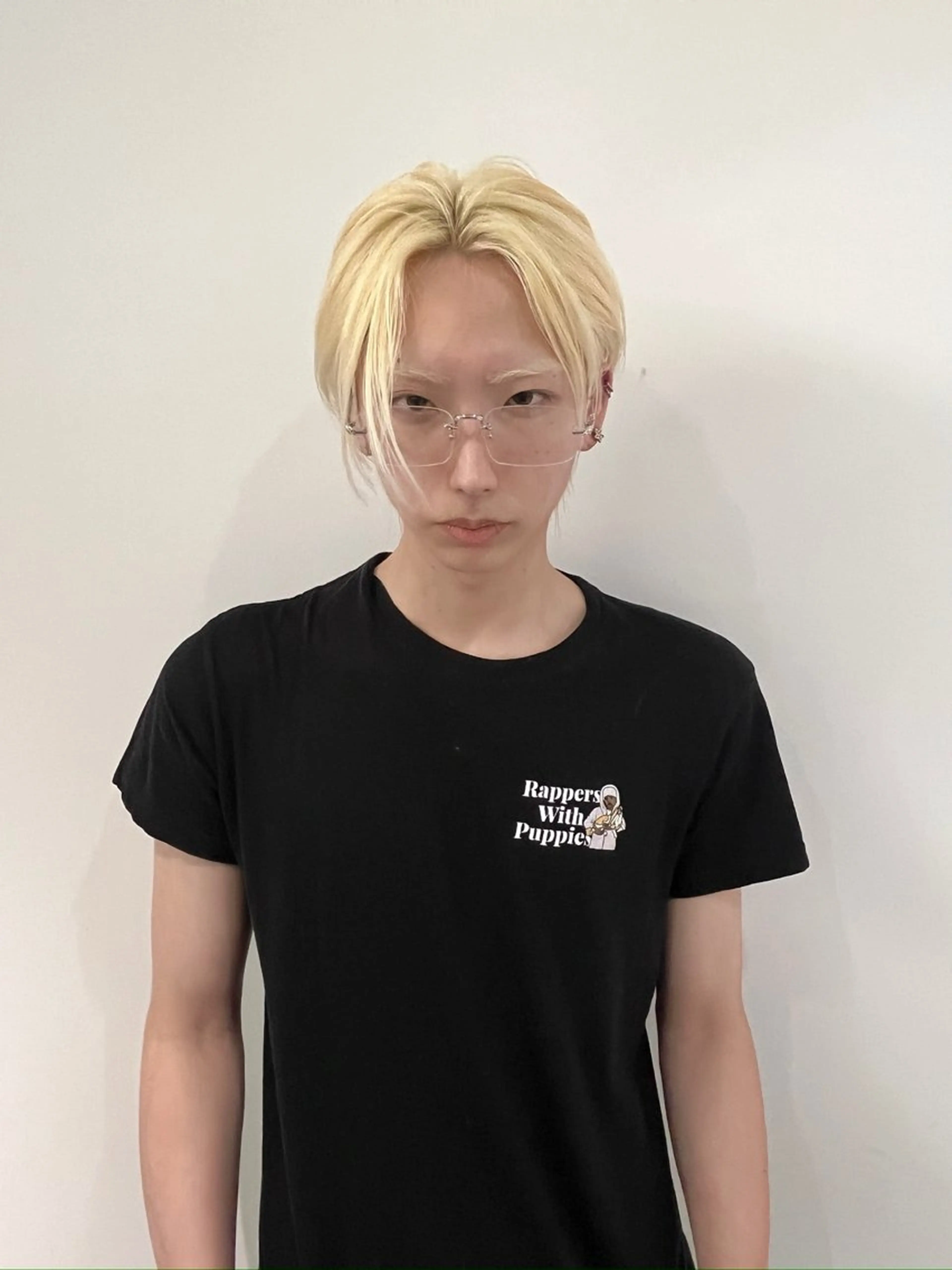 ミディアム カラー メンズ メンズブリーチ メンズハイトーン ブリーチ ケアブリーチ ハイトーンカラー ヘアカラー TOTA 唯一無二カラーのヘアスタイル