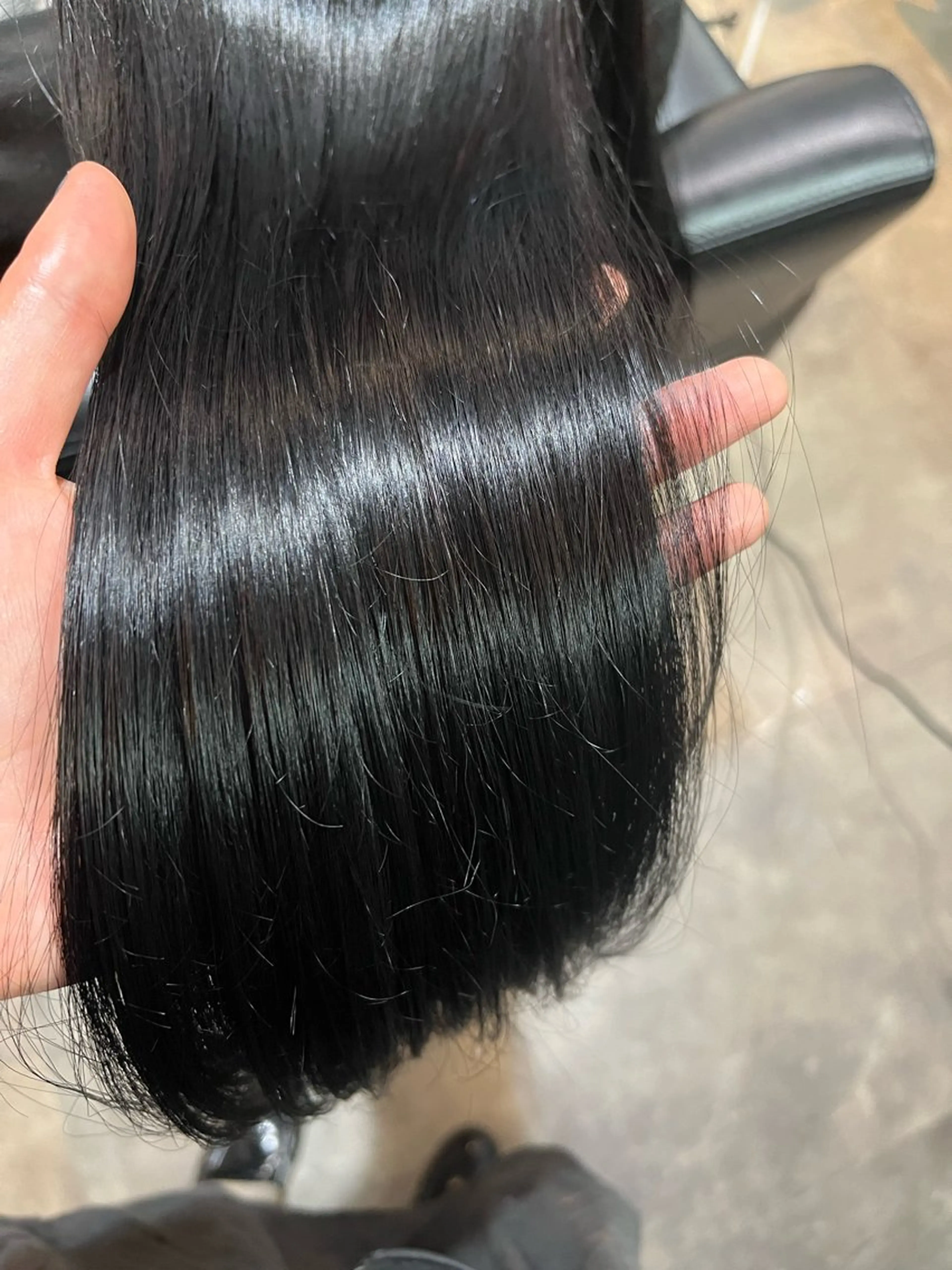 ロング カラー ブリーチ 松倉 沙奈のヘアスタイル