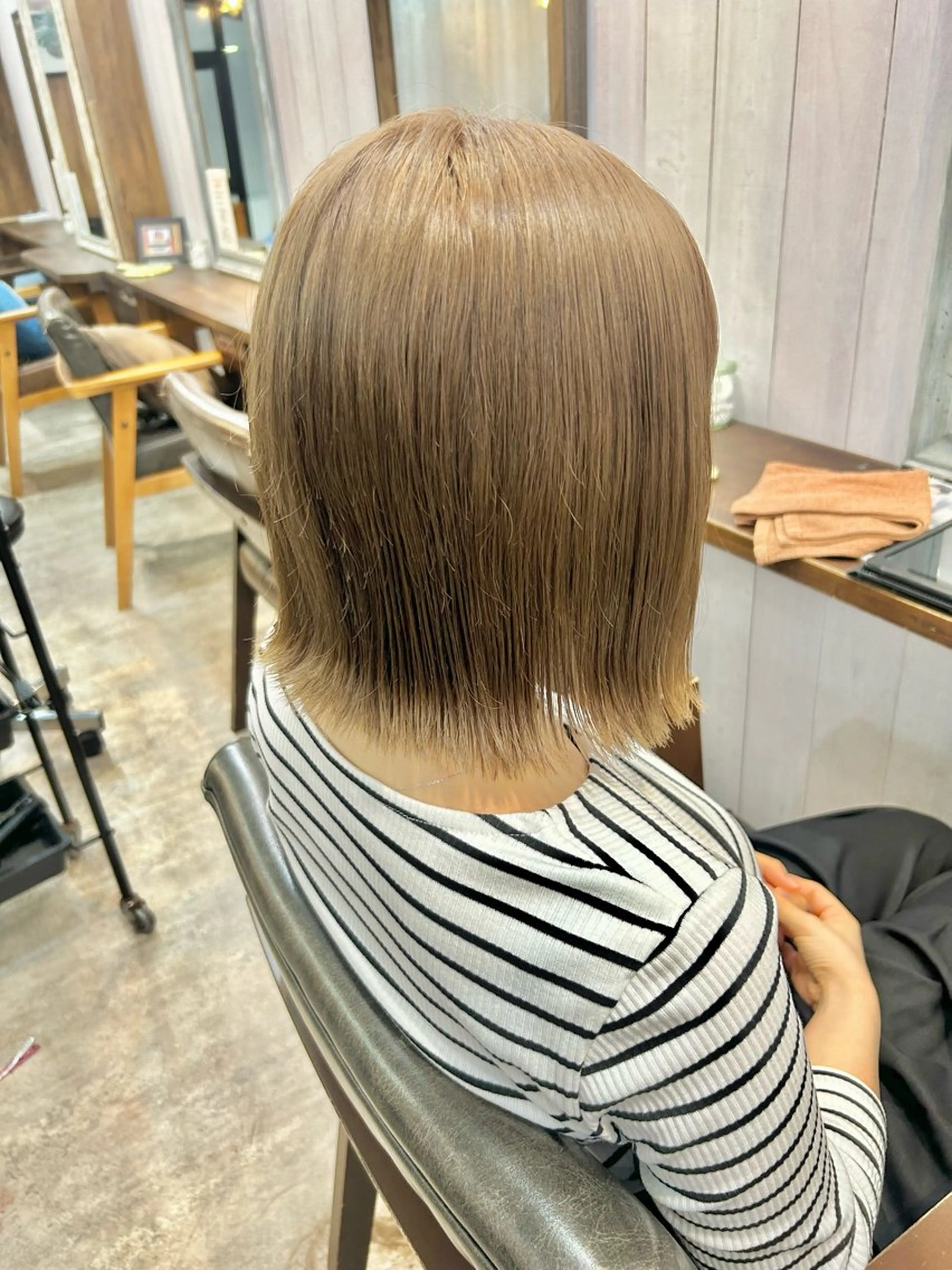 ミディアム LIFE下通 Miyuuのヘアスタイル