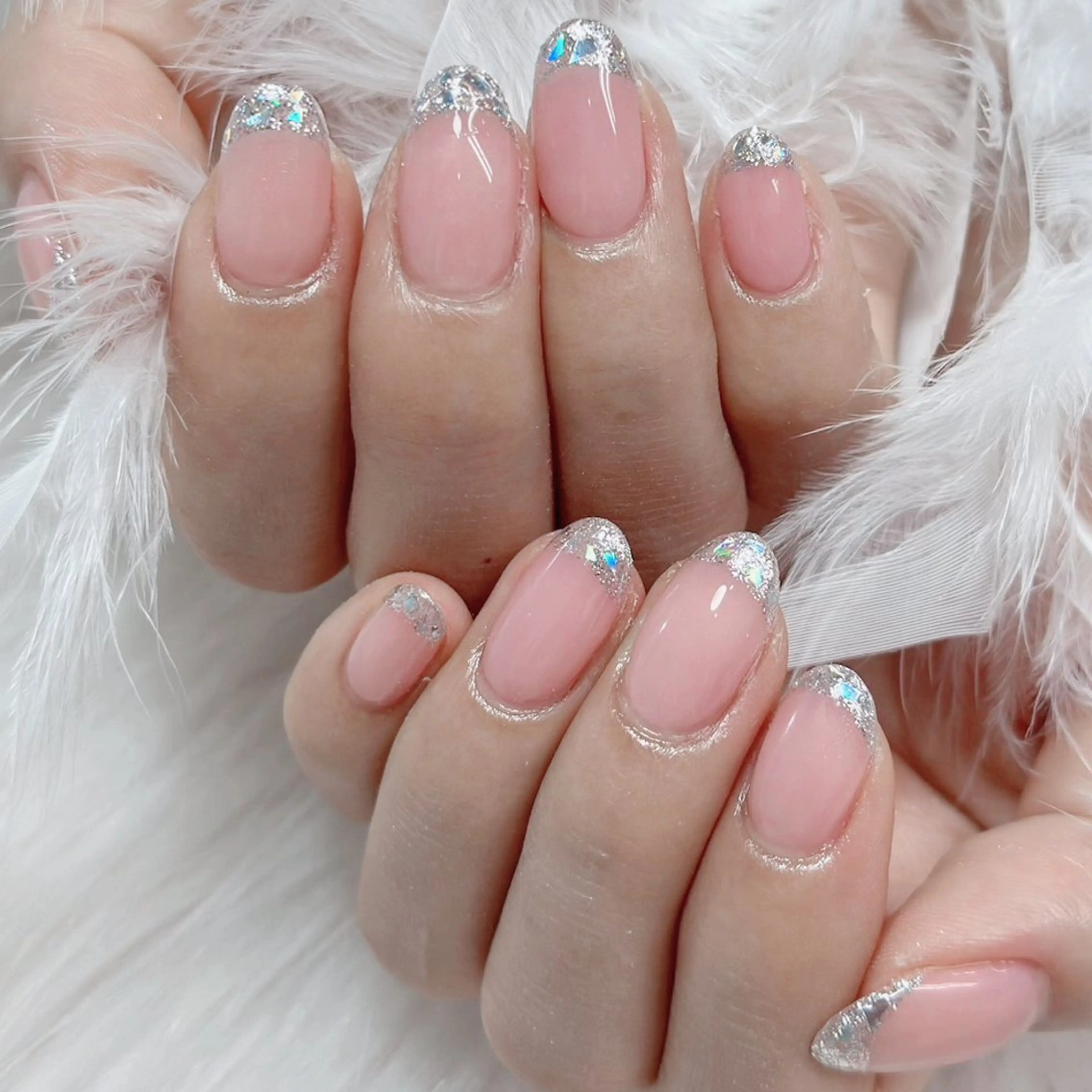 12月⭐️オフ無料⭐️ 🌺美フォルム【SNS大人気ガラスフレンチ\マグネットフレンチ】🎁パーツ２個プレゼンの写真