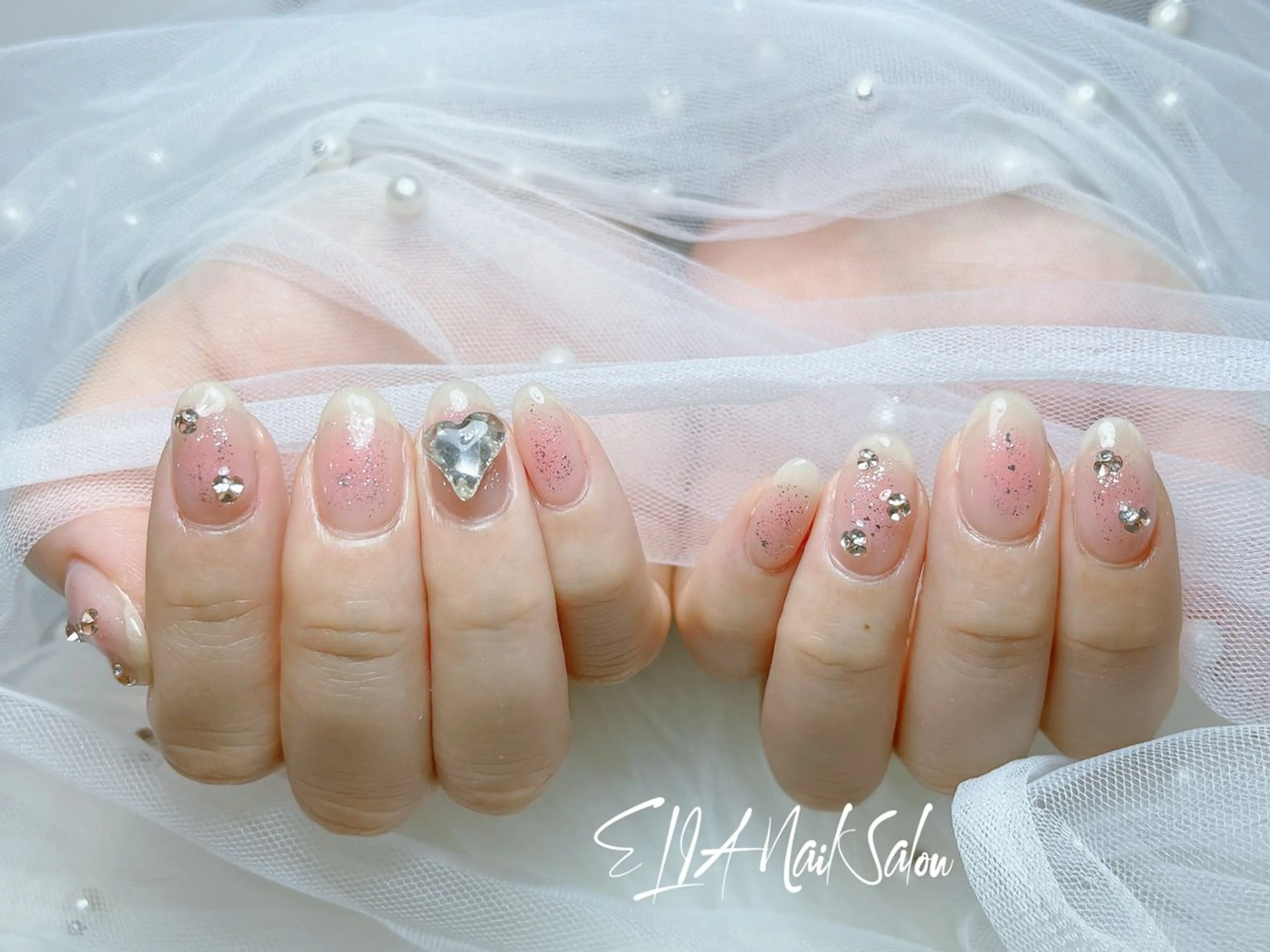 ミディアム cici nailのネイルデザイン