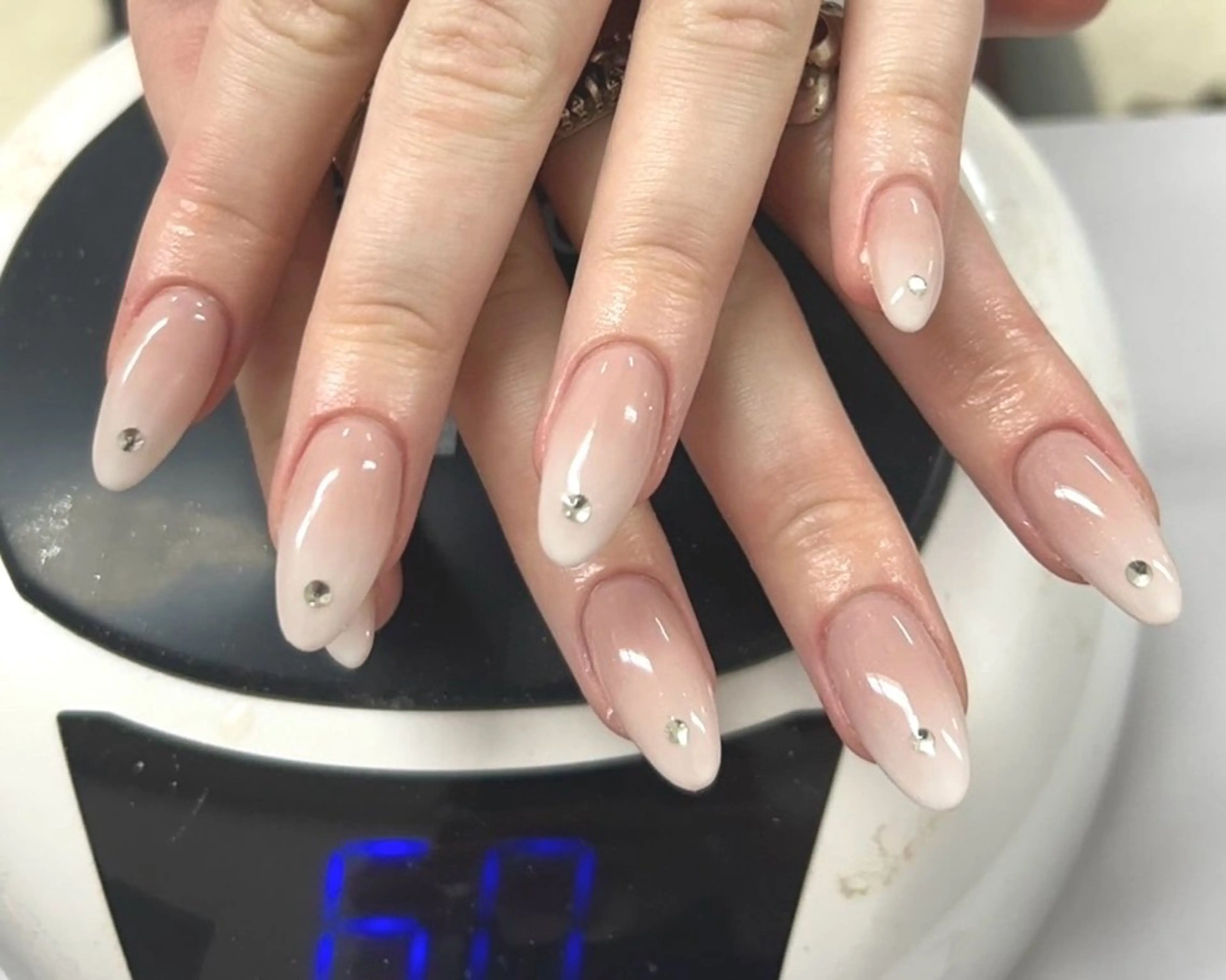 ネイル ネイルサロン Friday 21所属・ネイルサロン Friday 21のネイルデザイン