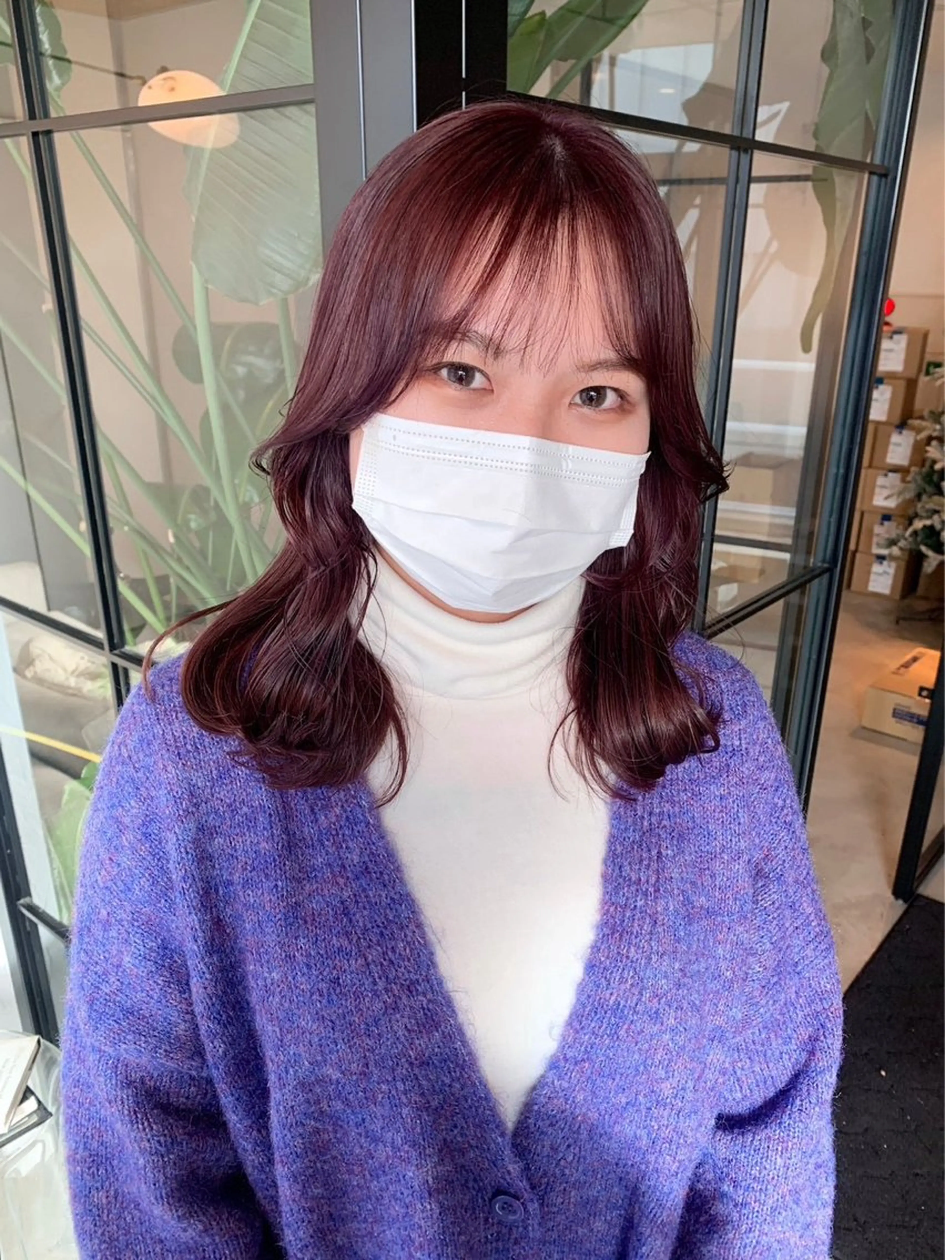 セミロング LUVISM 神田こころのヘアスタイル