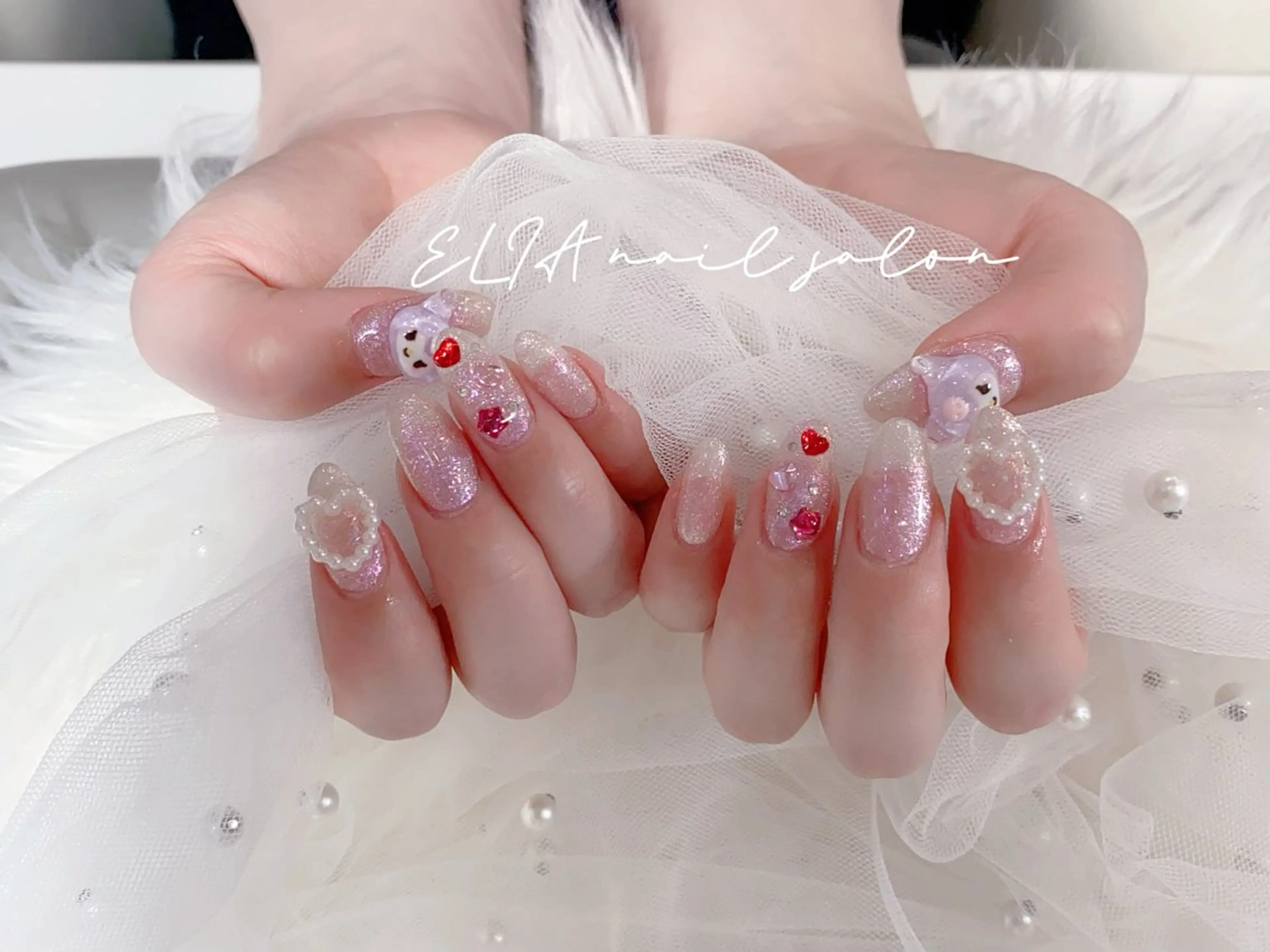 ネイル チークネイル 長さ出し グラデーション ラメ(グリッター) ラメグラデーション cici nailのネイルデザイン
