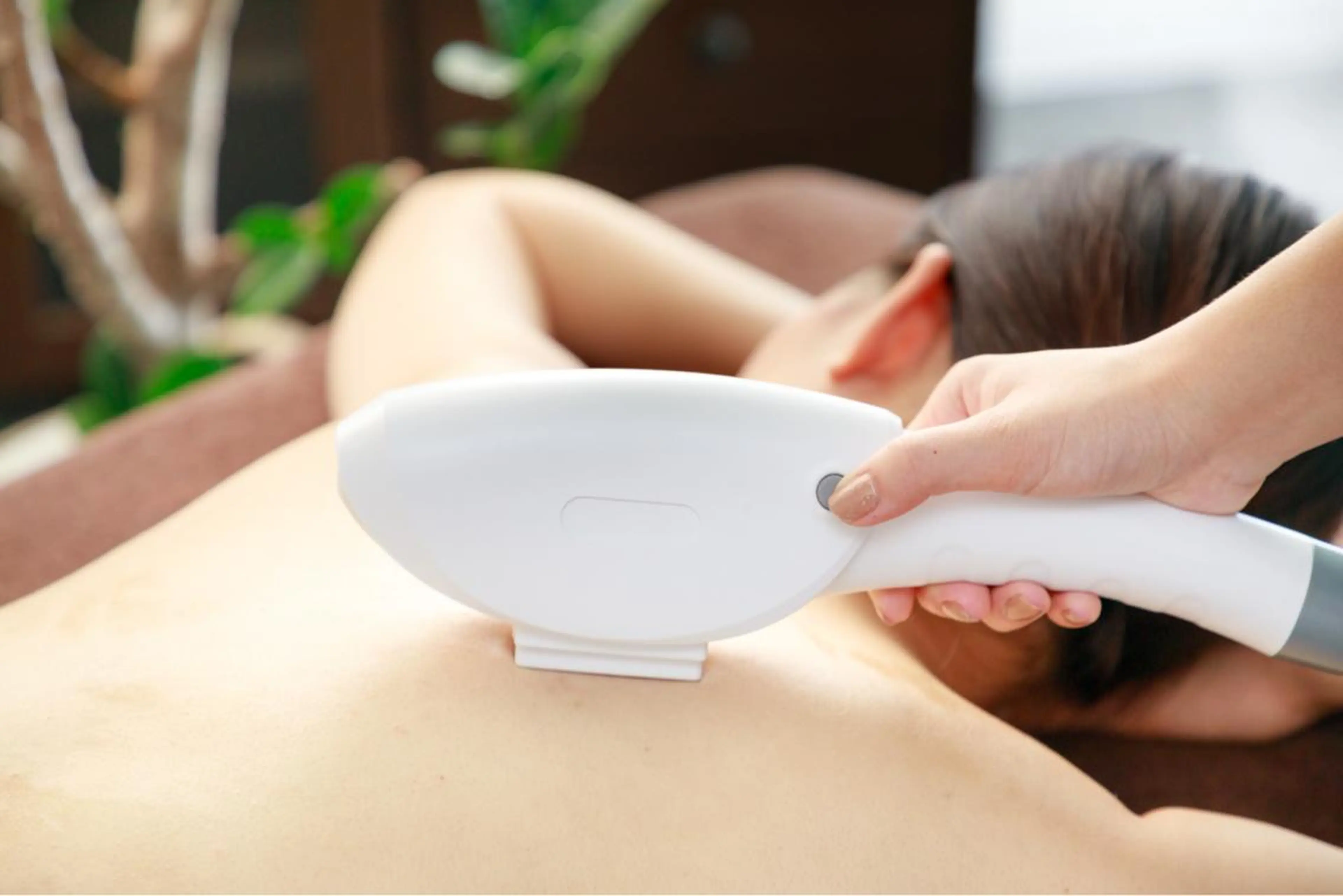 【EARTH鳥栖店】 中村咲姫のマツエク・マツパデザイン