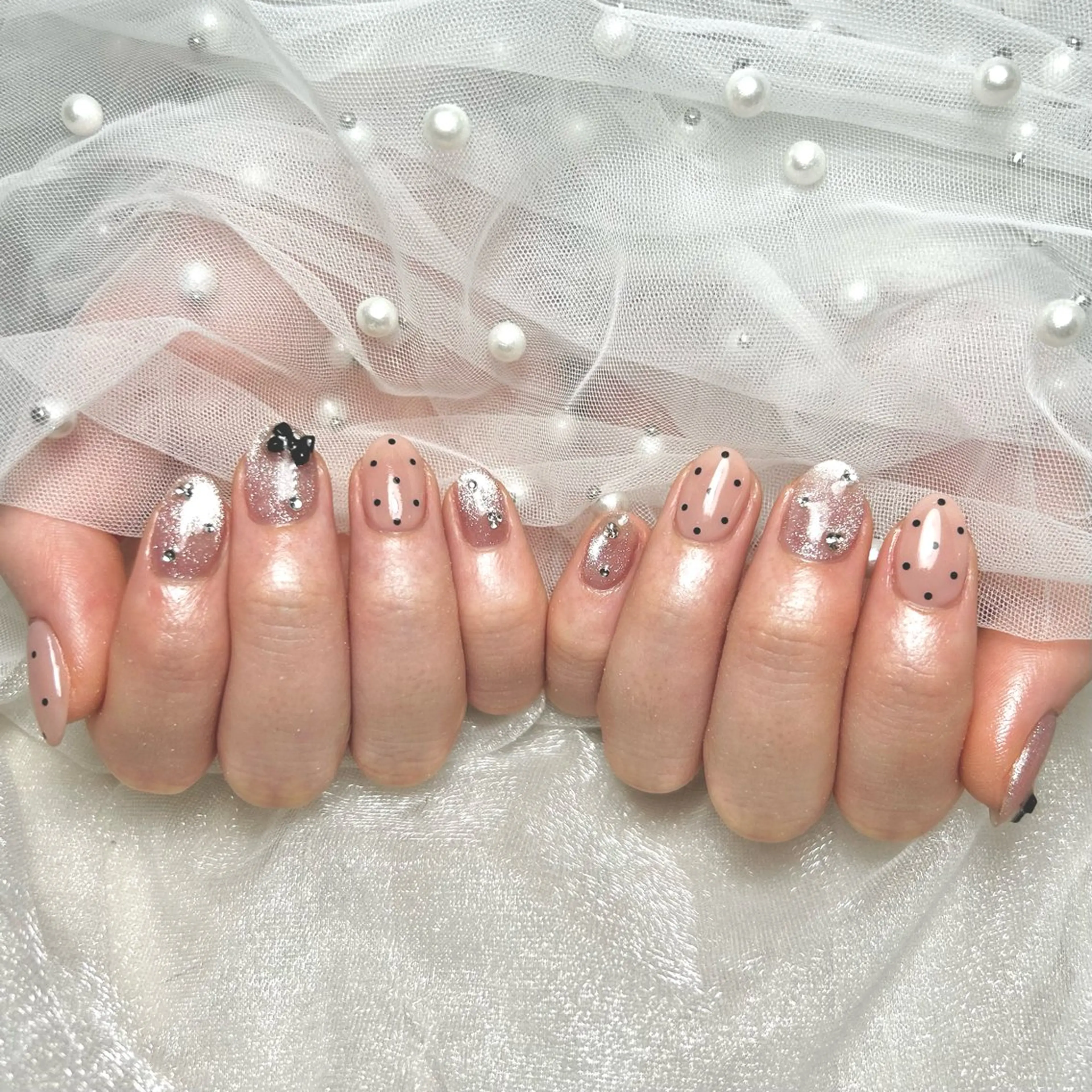 ネイル ドット キラキラネイル マグネットネイル ハンドネイル La suzuran 上前津店 森本のネイルデザイン