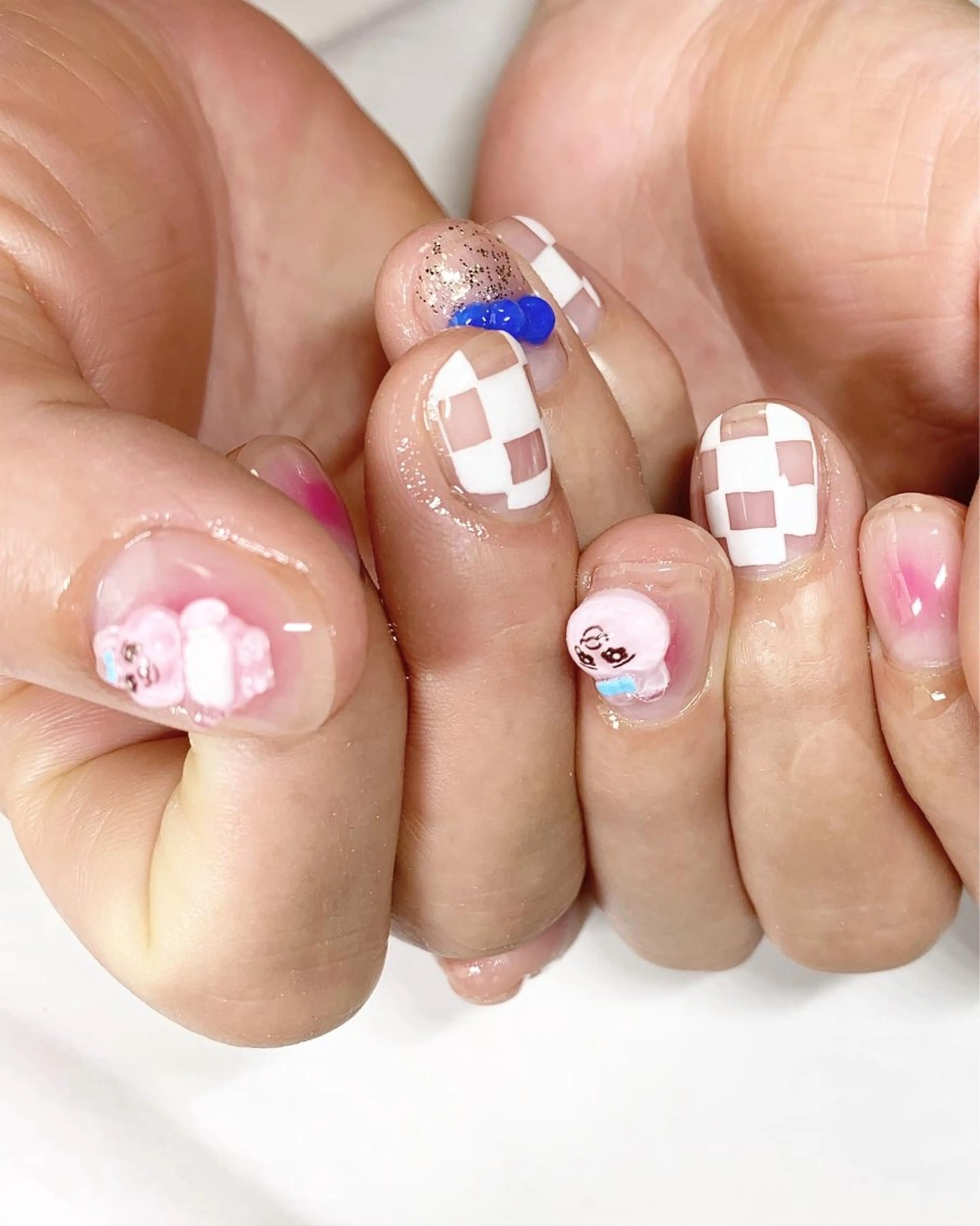 ネイル チークネイル nail salon happinessのネイルデザイン