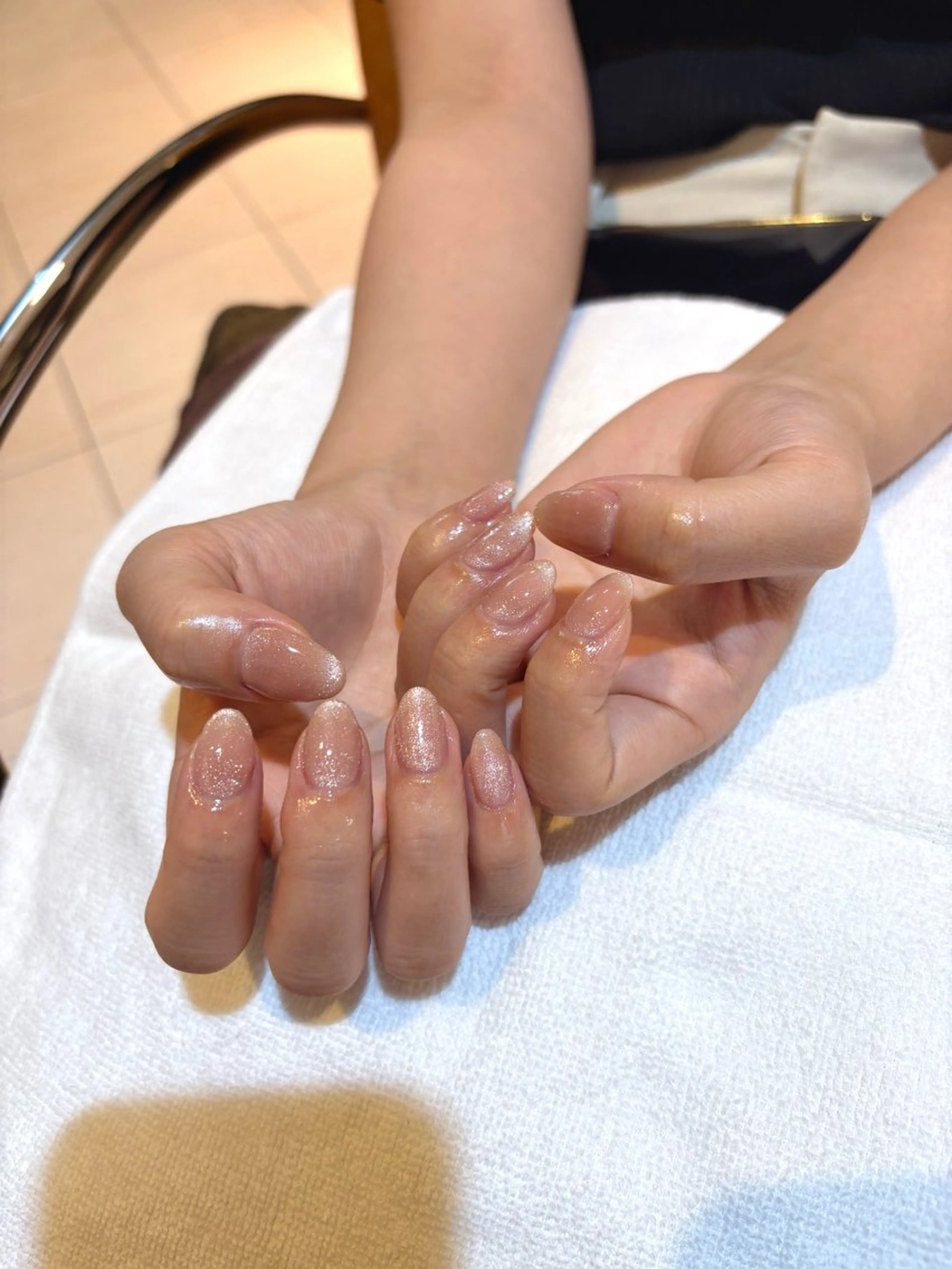 ネイル マグネットネイル ハンドネイル Of  hair宮崎台店所属・菊池 菜月のヘアスタイル