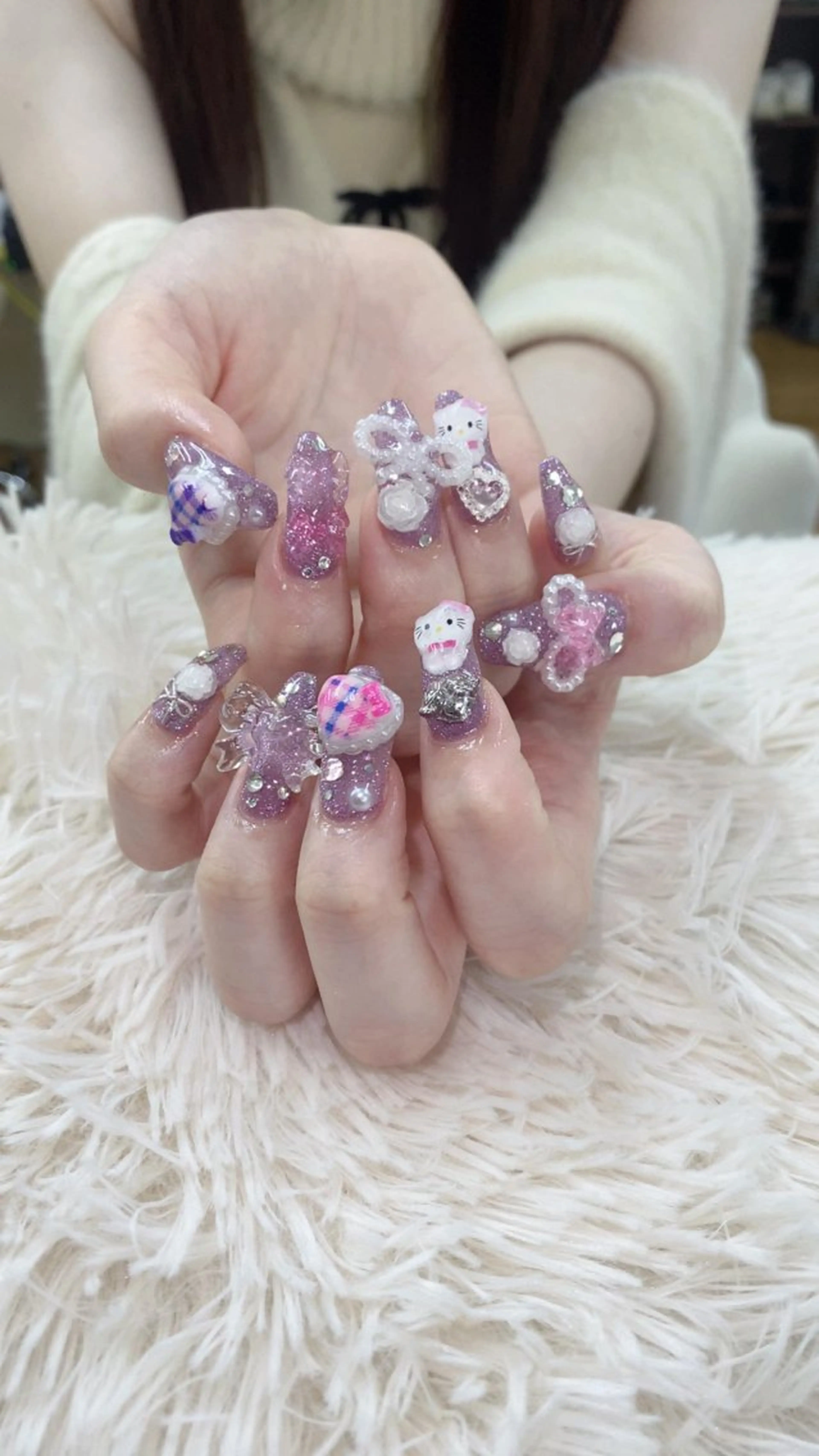 【自爪】アート・パーツ付け放題10本まで　パラジェル無料使用の写真