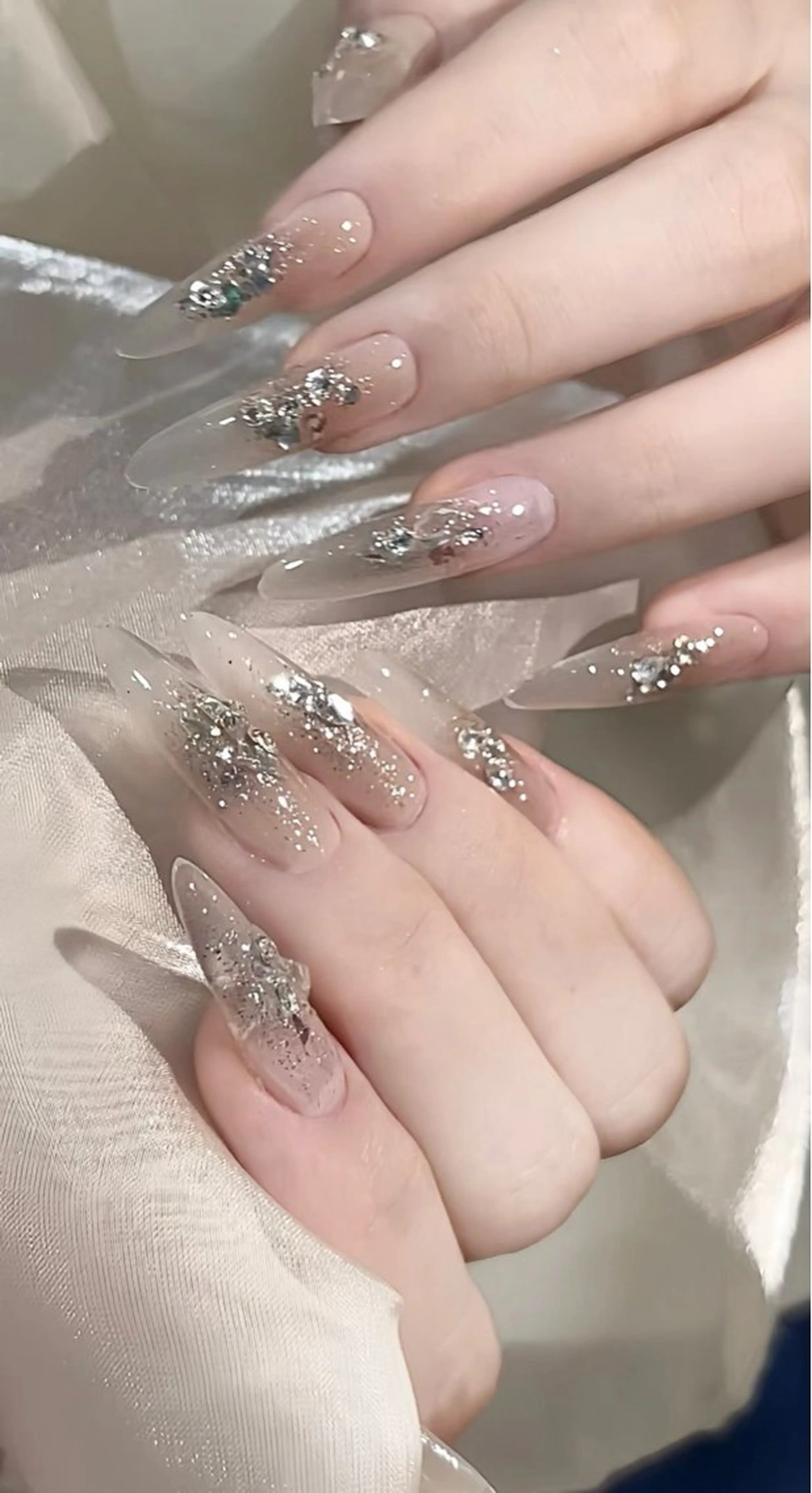 ネイル ETELUNA Nail 銀座店【パラジェル/フィルイン/チップスカルプ/マグネット/ニュアンス】所属・周 テイのネイルデザイン