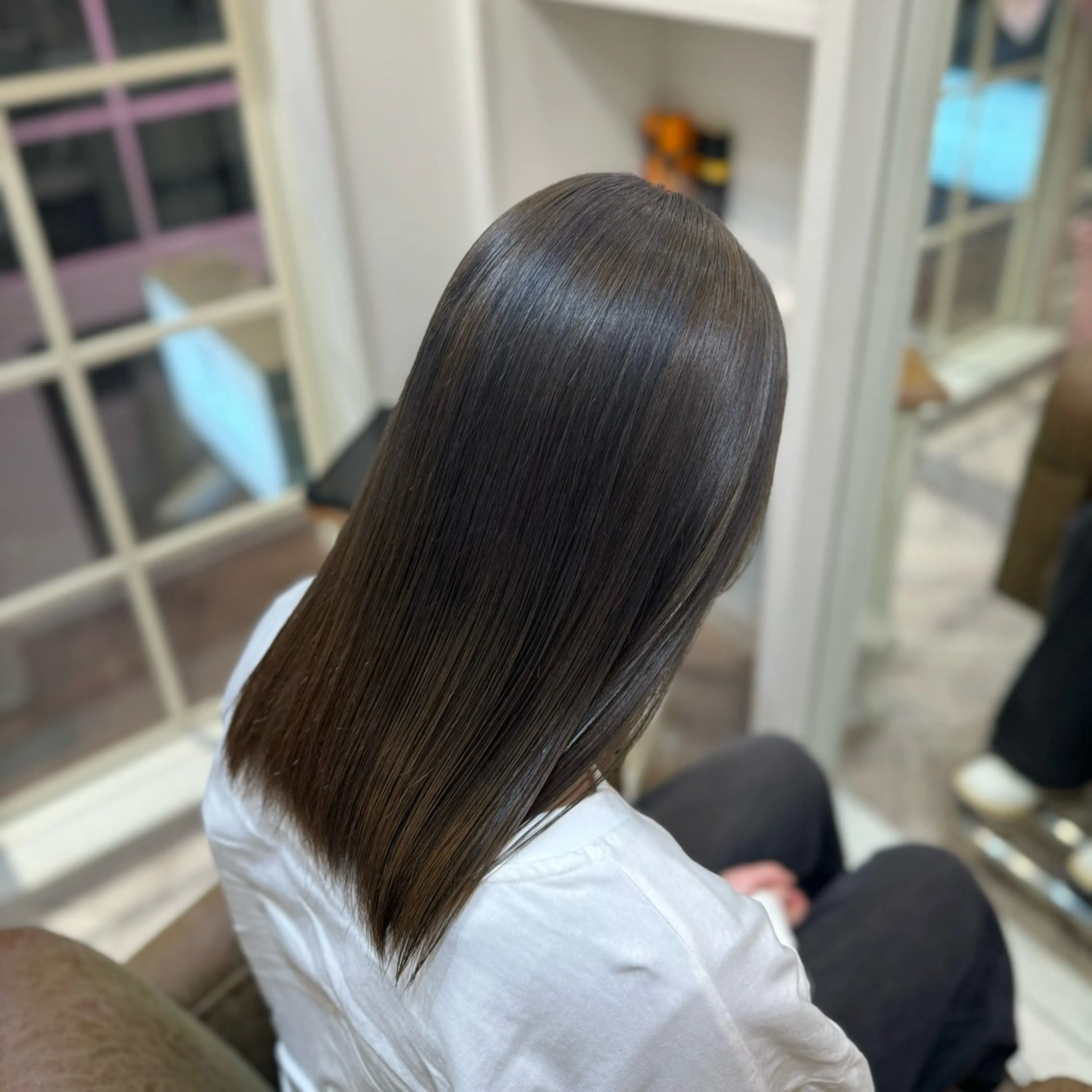 カラー 谷口 真衣のヘアスタイル