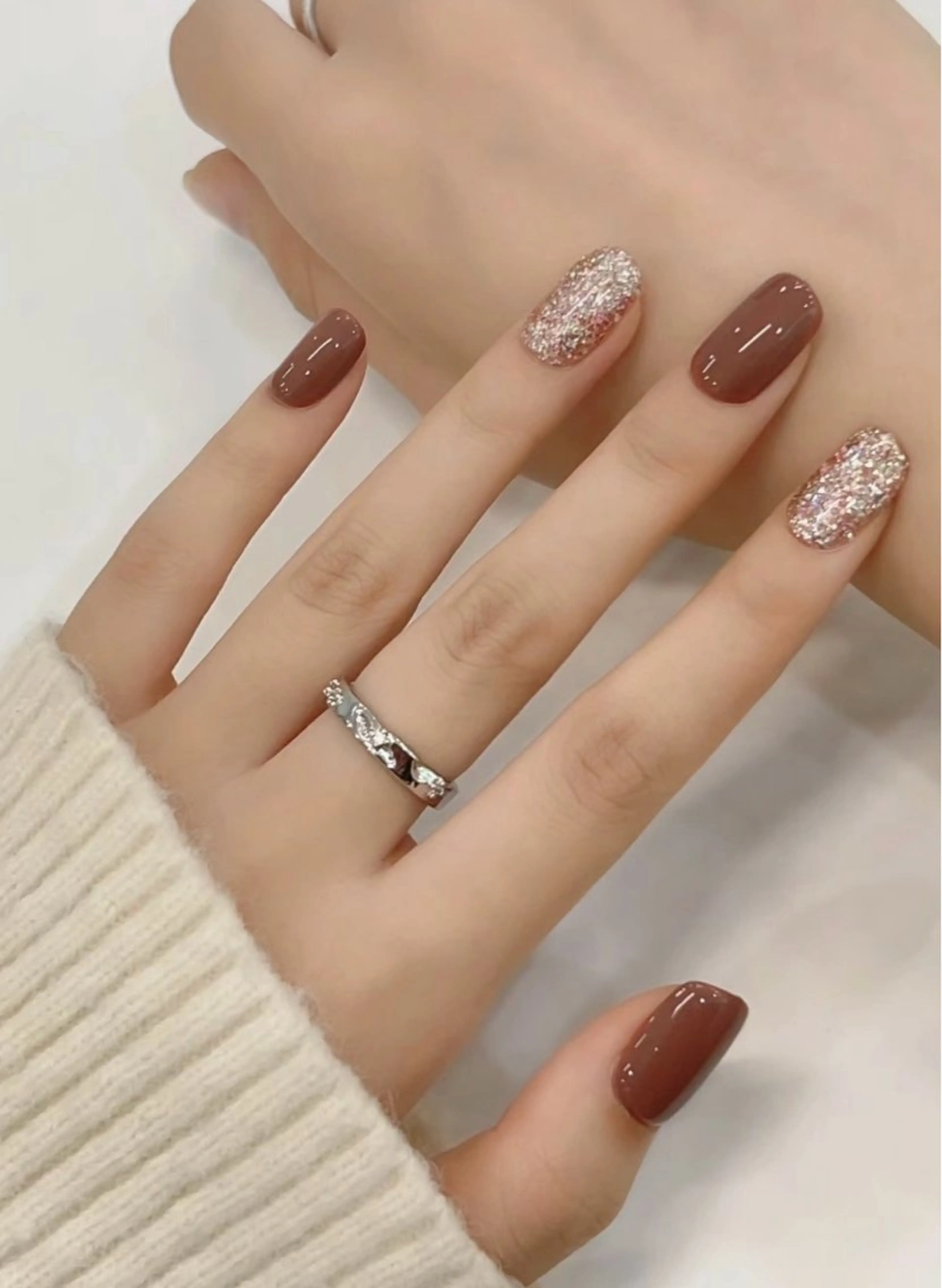 ネイル E-ten所属・友 美のネイルデザイン