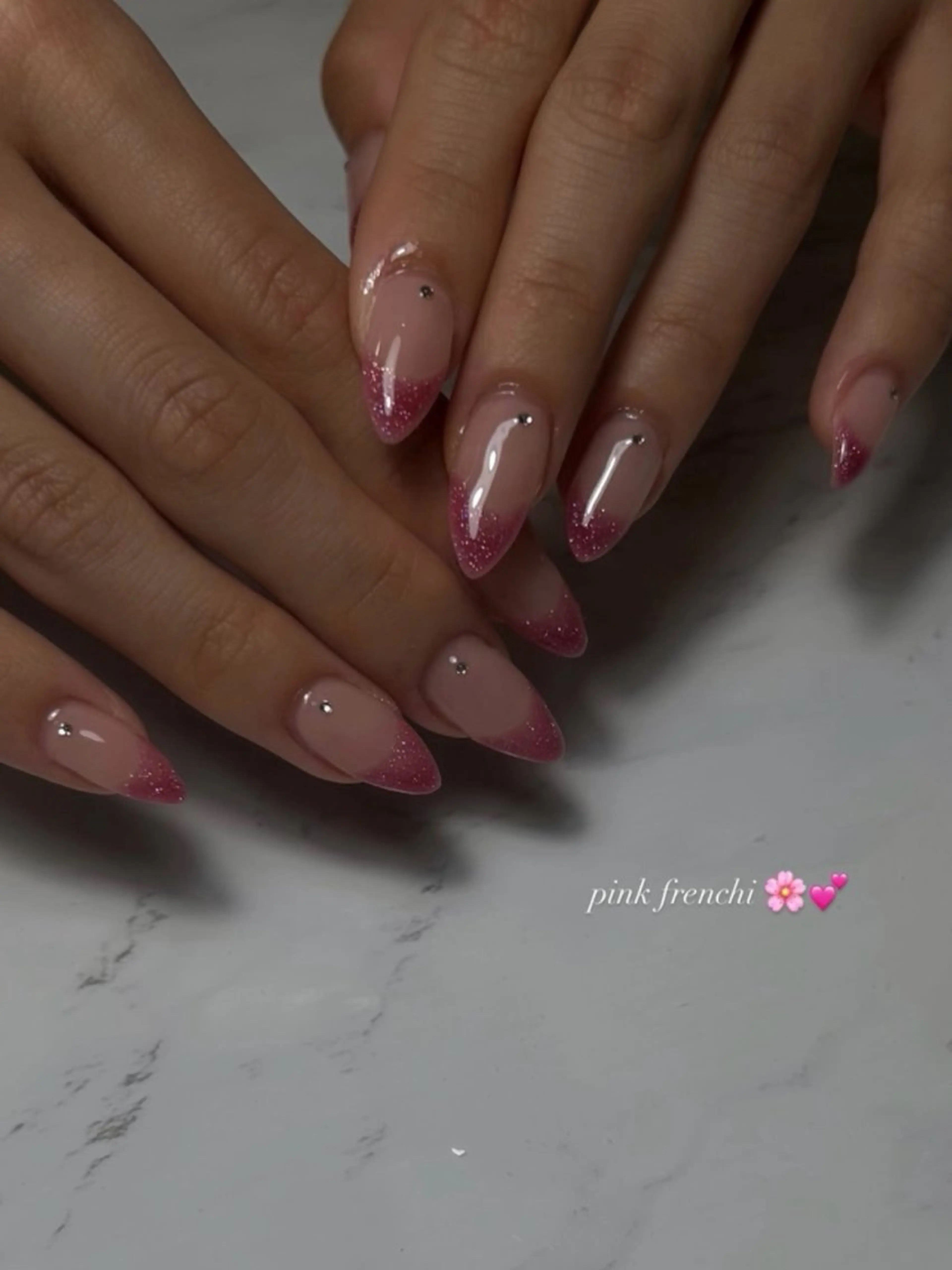 ネイル 中倉 美咲のネイルデザイン