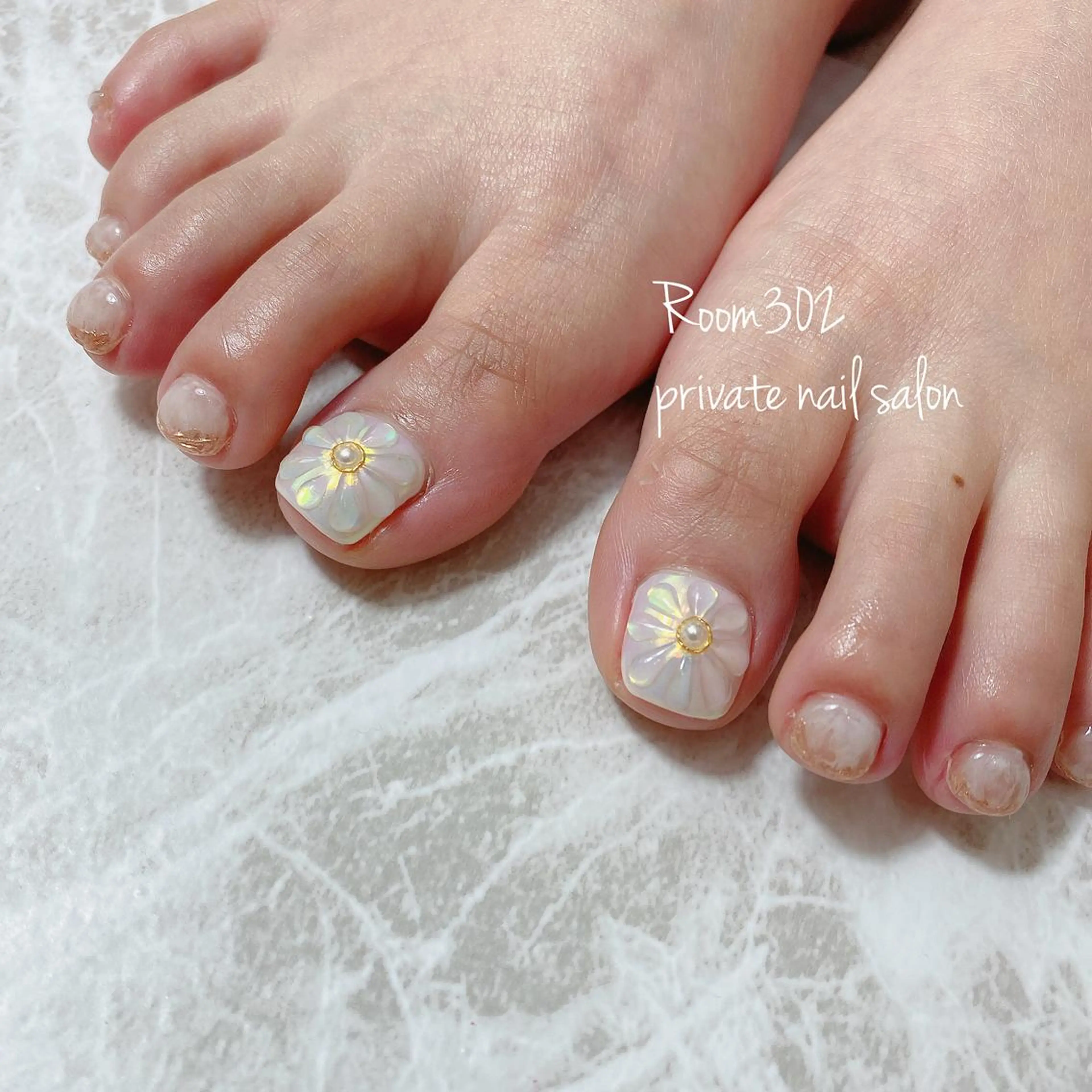 ネイル クリアネイル フラワーネイル Room 302のネイルデザイン