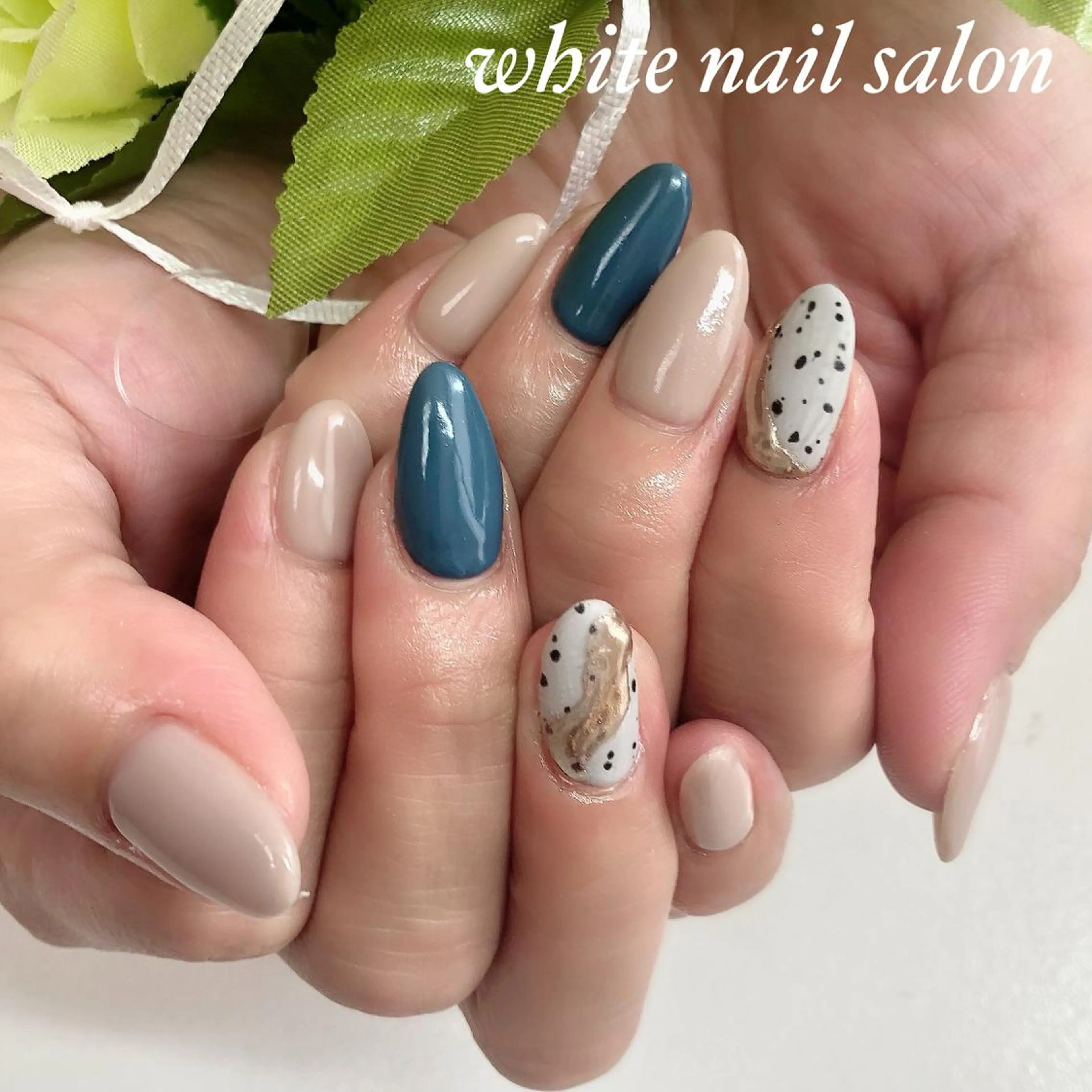 ネイル フットネイル ジェルネイル ハードジェル オフィスネイル スカルプネイル ハンドネイル white nail salonのネイルデザイン