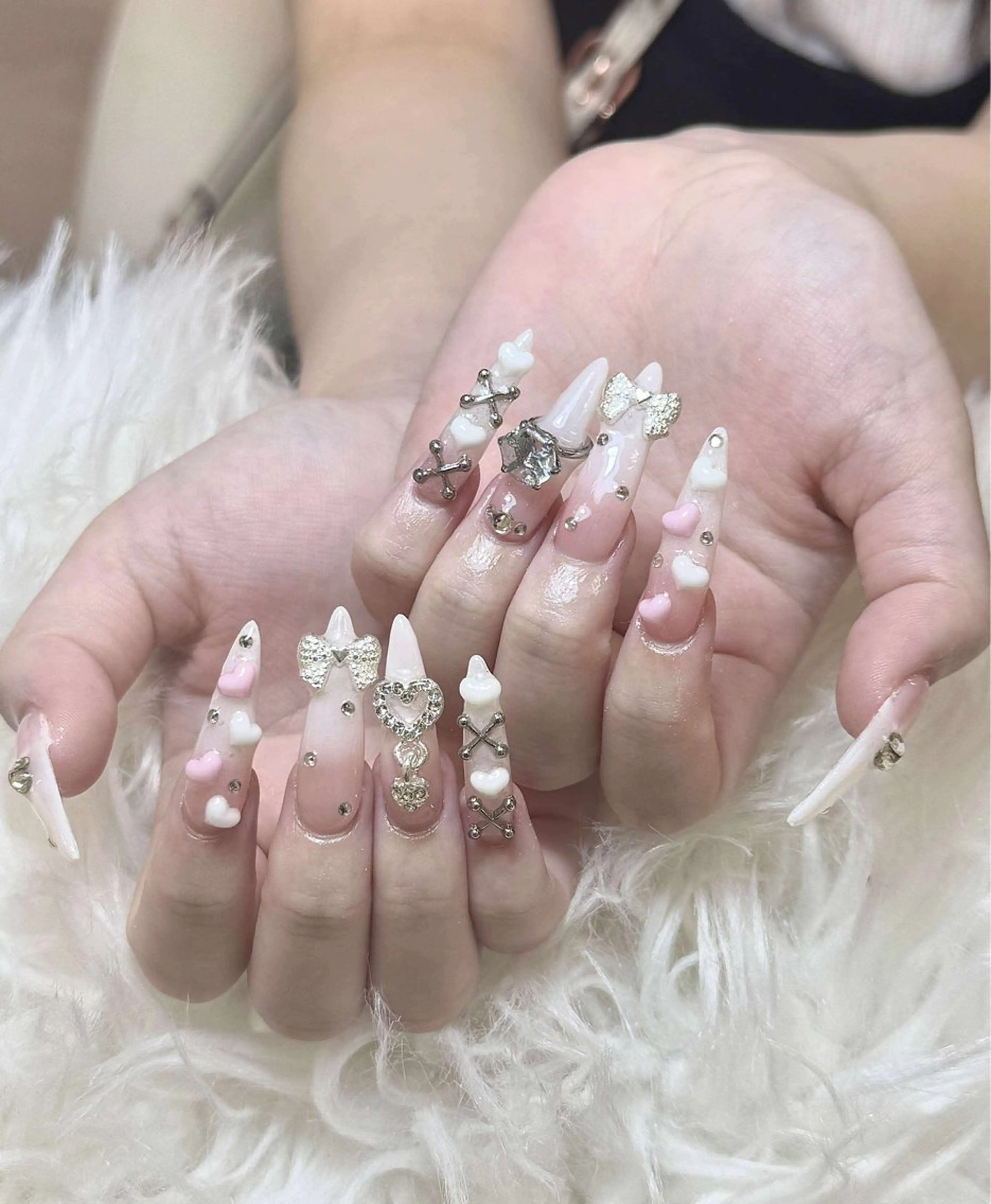 ネイル ハンドネイル ハンドケア Anh Nail 歌舞伎町のネイルデザイン