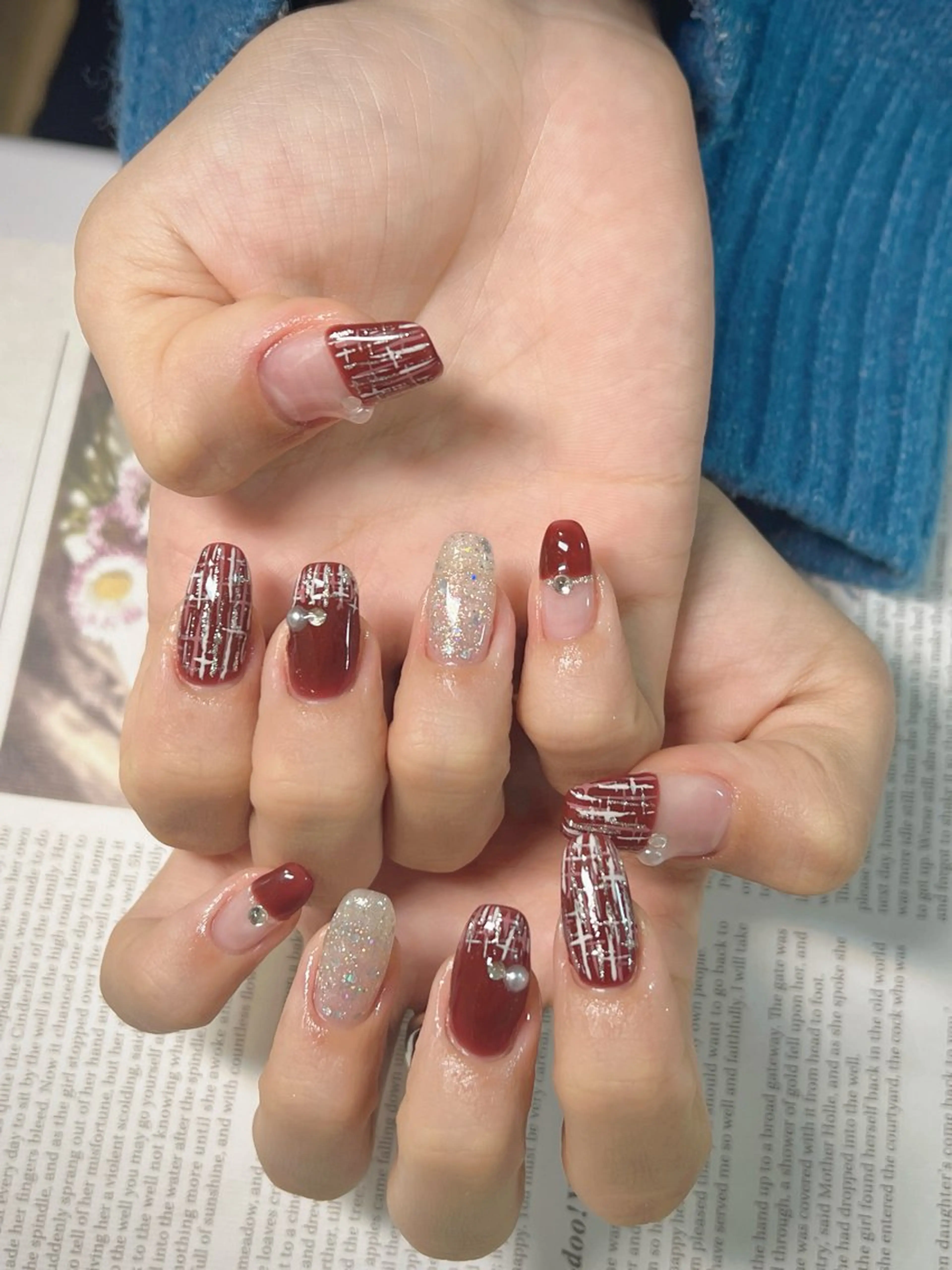 ネイル ハンドネイル ハンドケア Rarity ネイルサロン所属・Rarity ネイルサロンのネイルデザイン