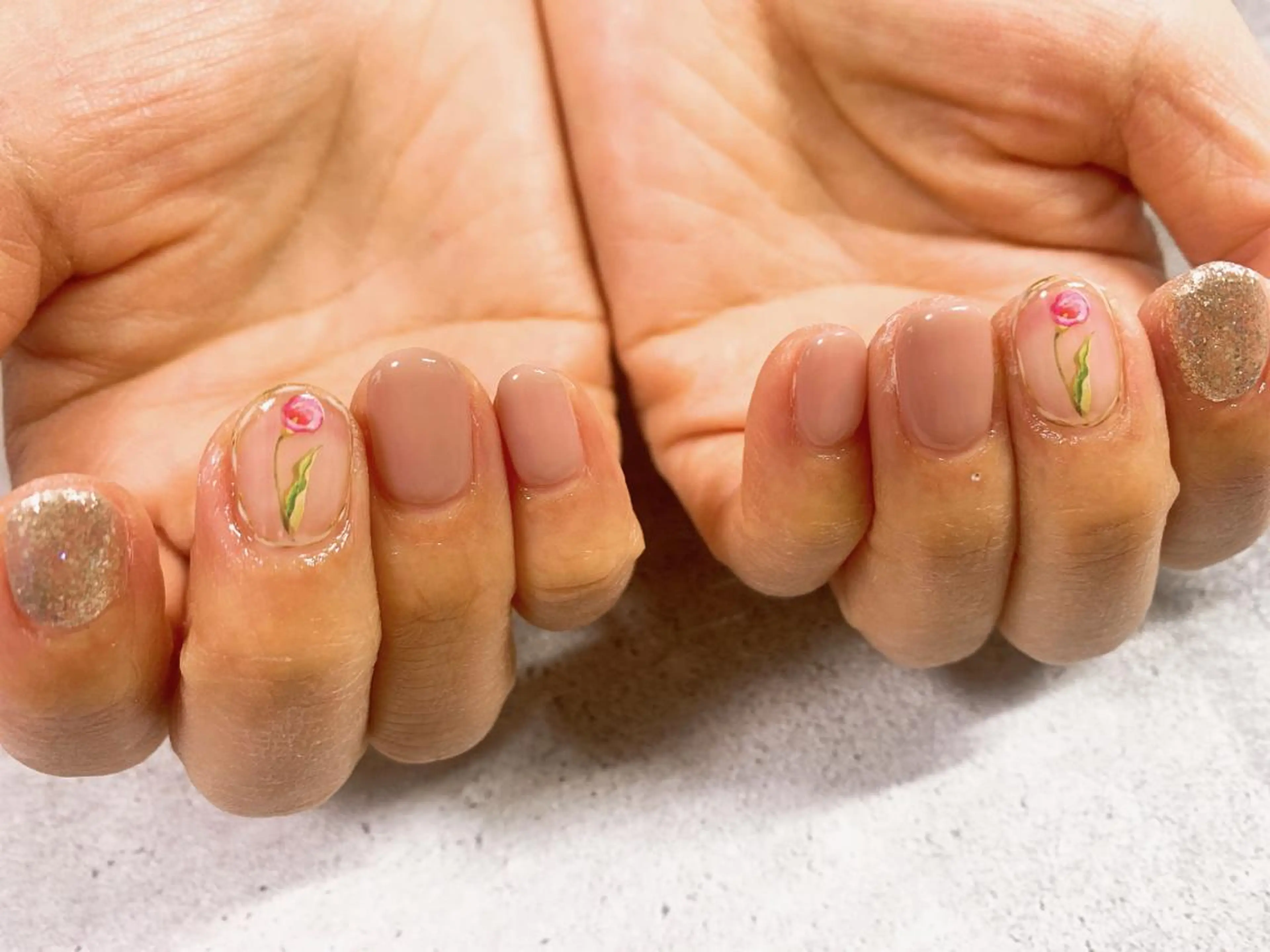 ネイル オーロラネイル フラワーネイル フットネイル フレンチネイル ジェルネイル ハンドネイル kikinail 溝の口のネイルデザイン