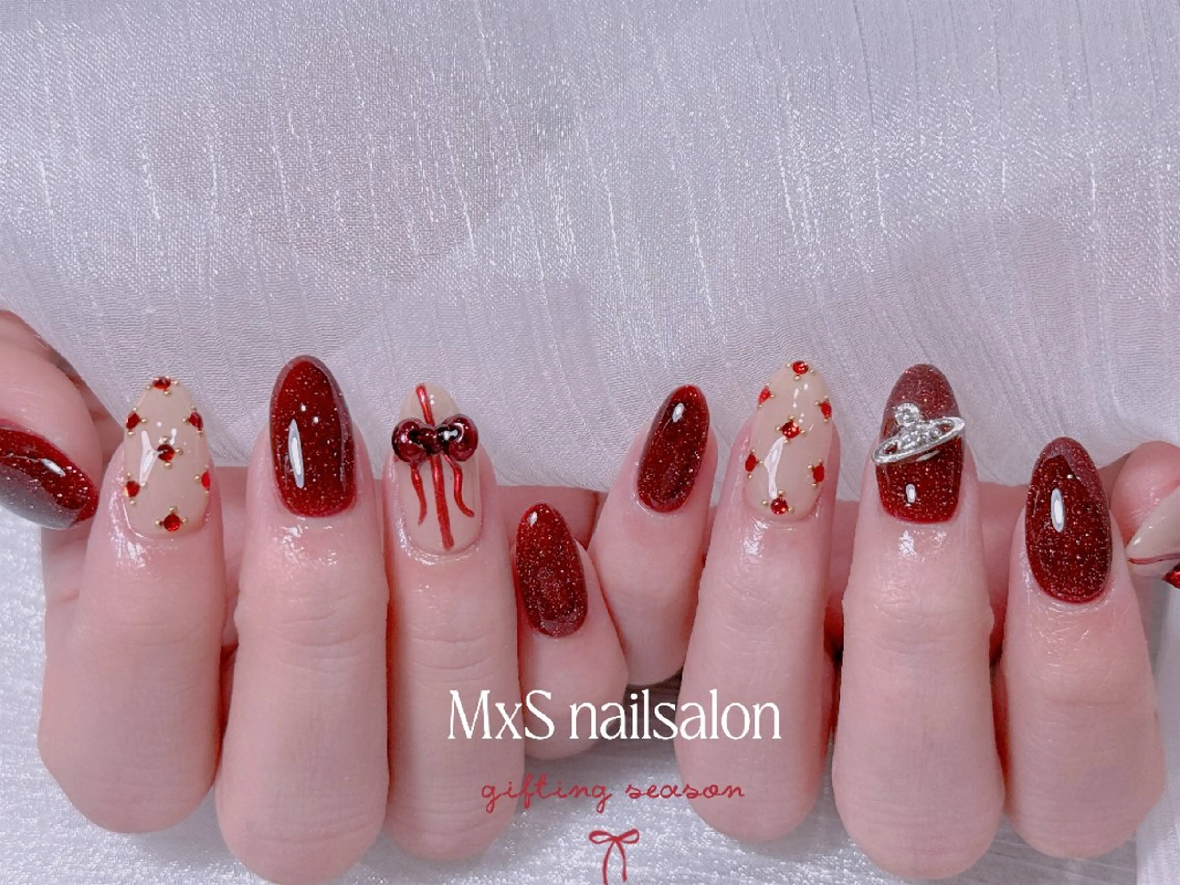 ネイル ジェルネイル 韓国ネイル マグネットネイル パラジェル ワンホンネイル ハンドネイル ハンドケア MxS Nail 【長さだし/フィルイン/マグネット/ワンホンネイル/韓国ネイル/パラジェル】所属・M×S Nail みなのネイルデザイン