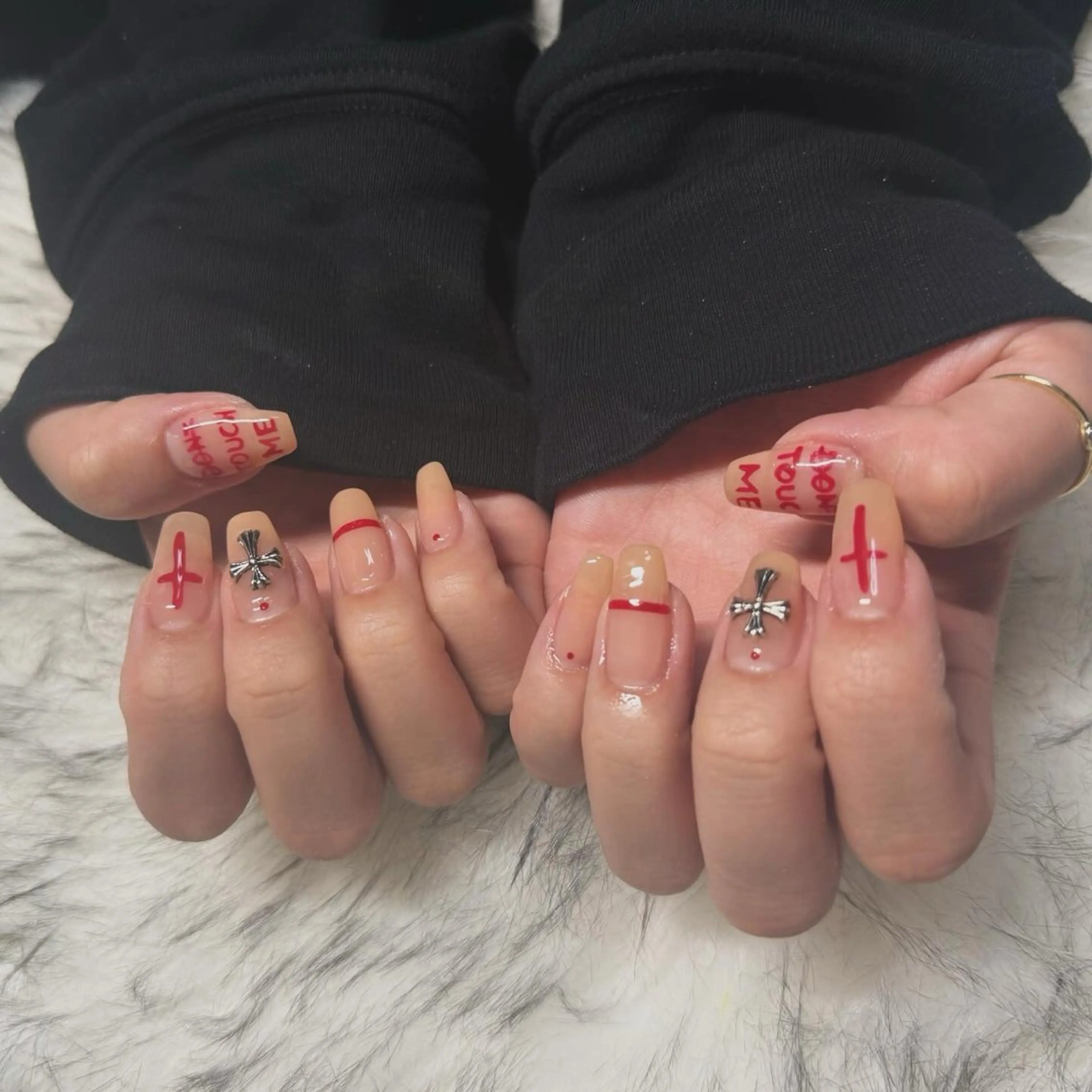 セミロング ハンドネイル mao .のネイルデザイン