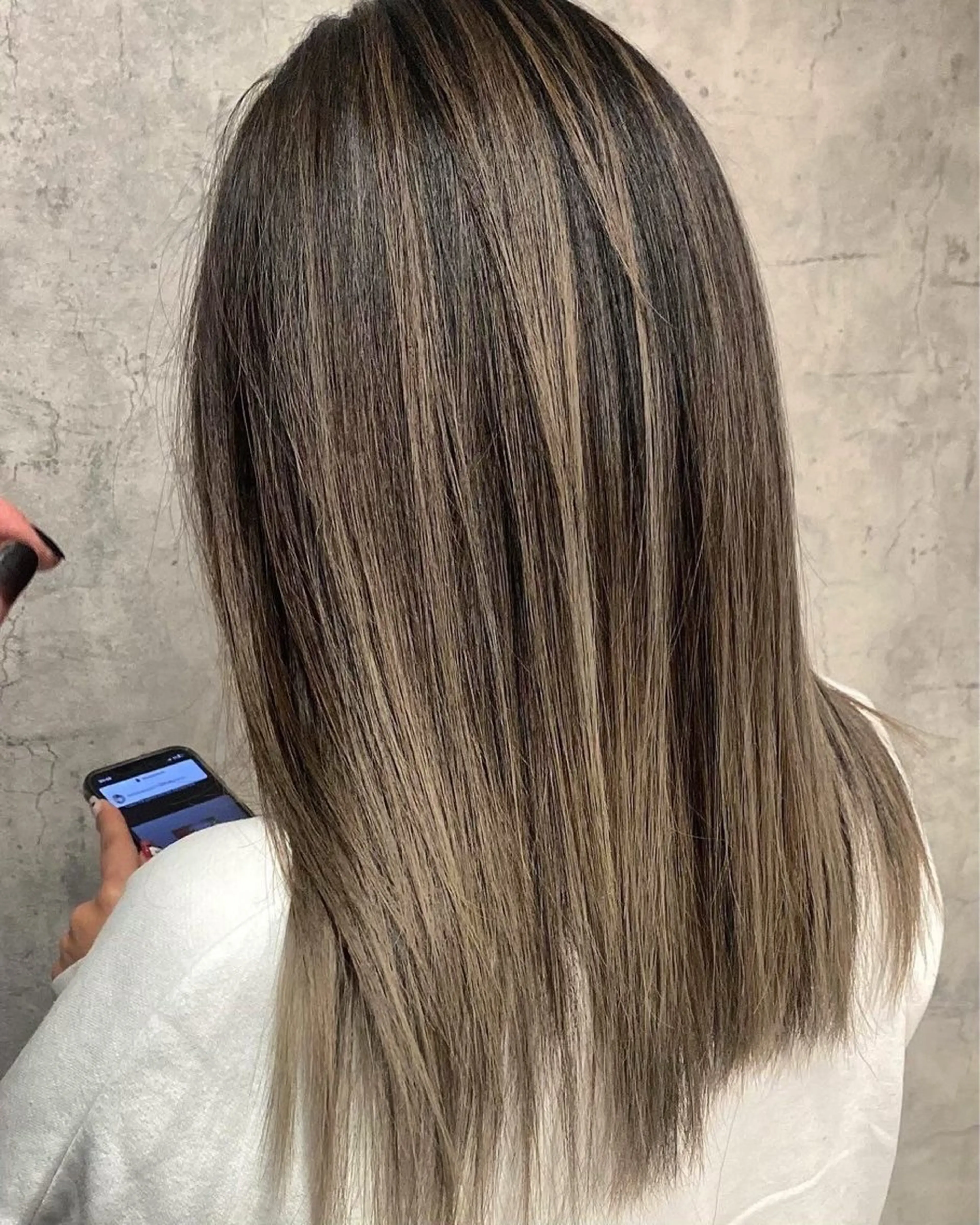 カラー ⚡️ エマ🥑のヘアスタイル