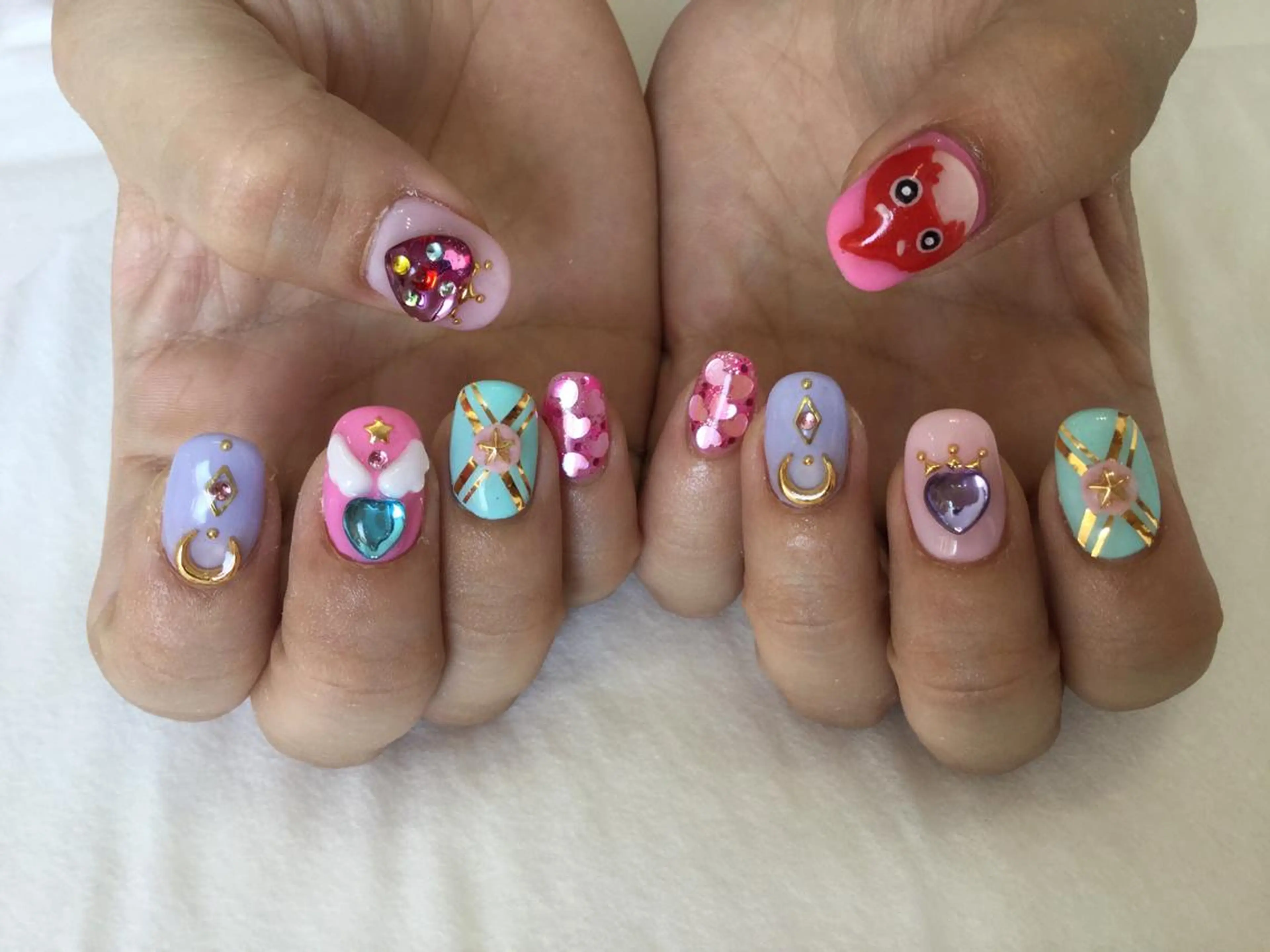 ネイル ハンドネイル 💎🐰 saki. m 🐰💎のネイルデザイン