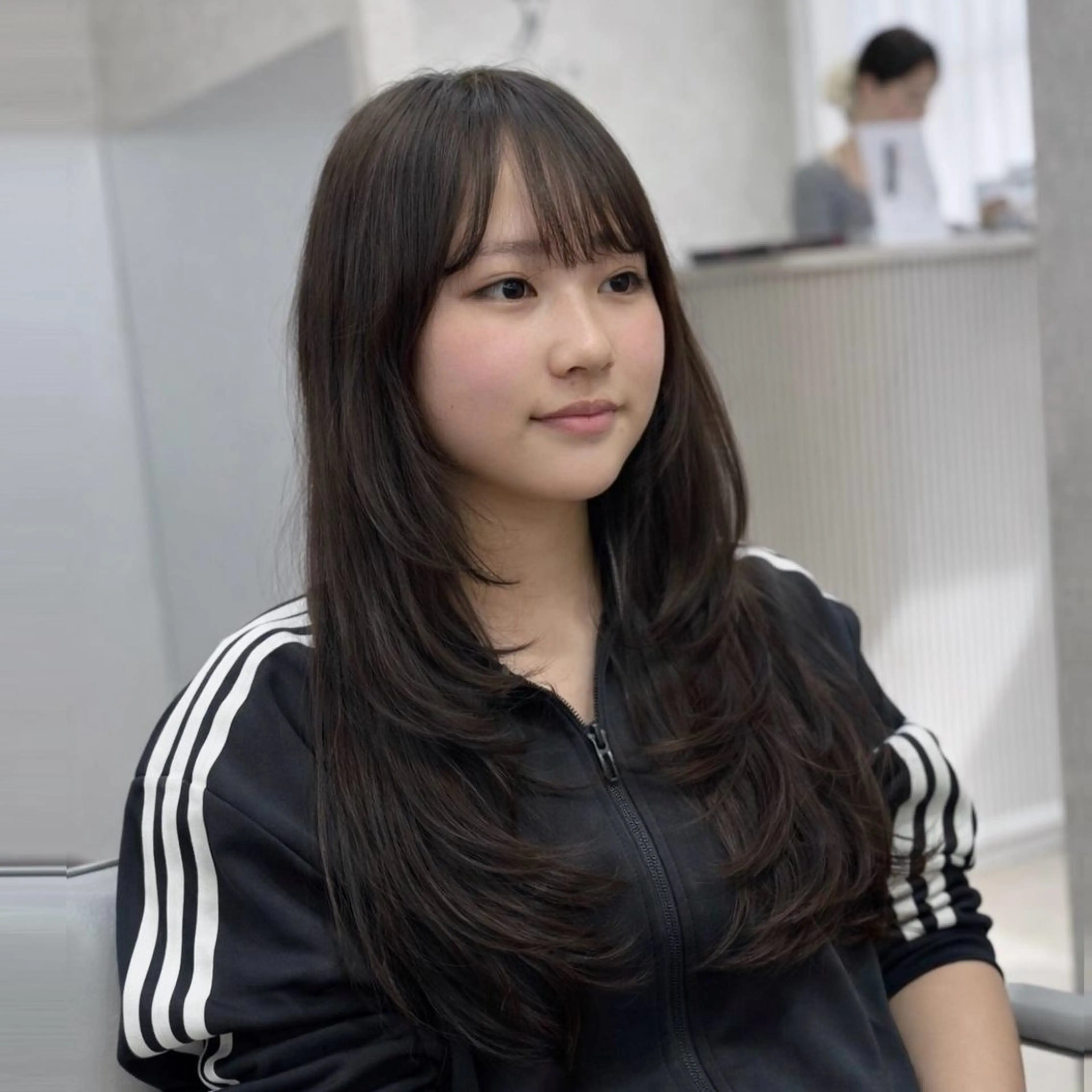 ロング カット ✨レイヤーカット✨ 顔まわり✂️鎌倉楓麻のヘアスタイル