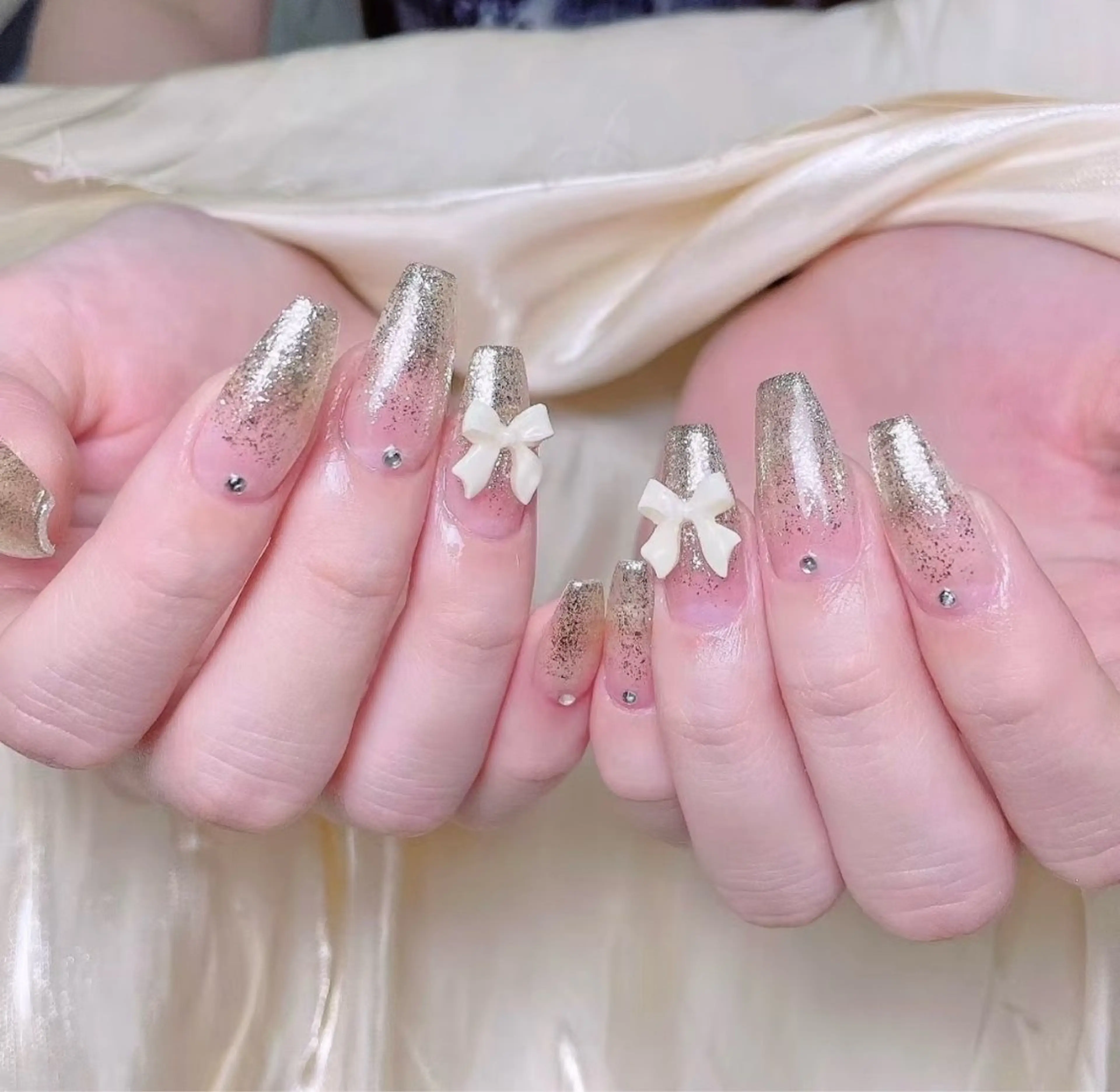 ネイル アートネイル チークネイル 長さ出し フラワーネイル フットネイル YK 美学院のネイルデザイン