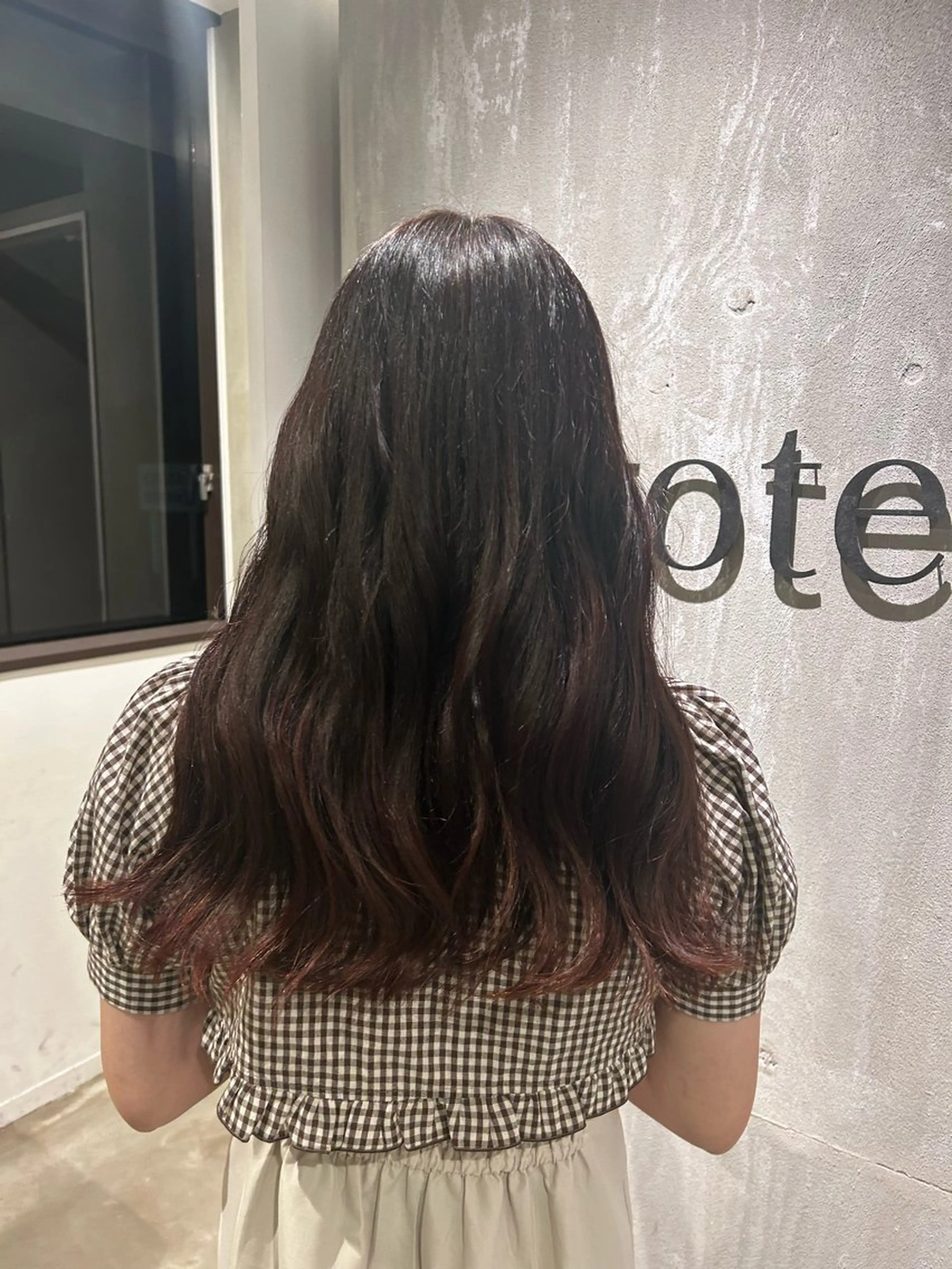 カラー tote. 成瀬晃のヘアスタイル