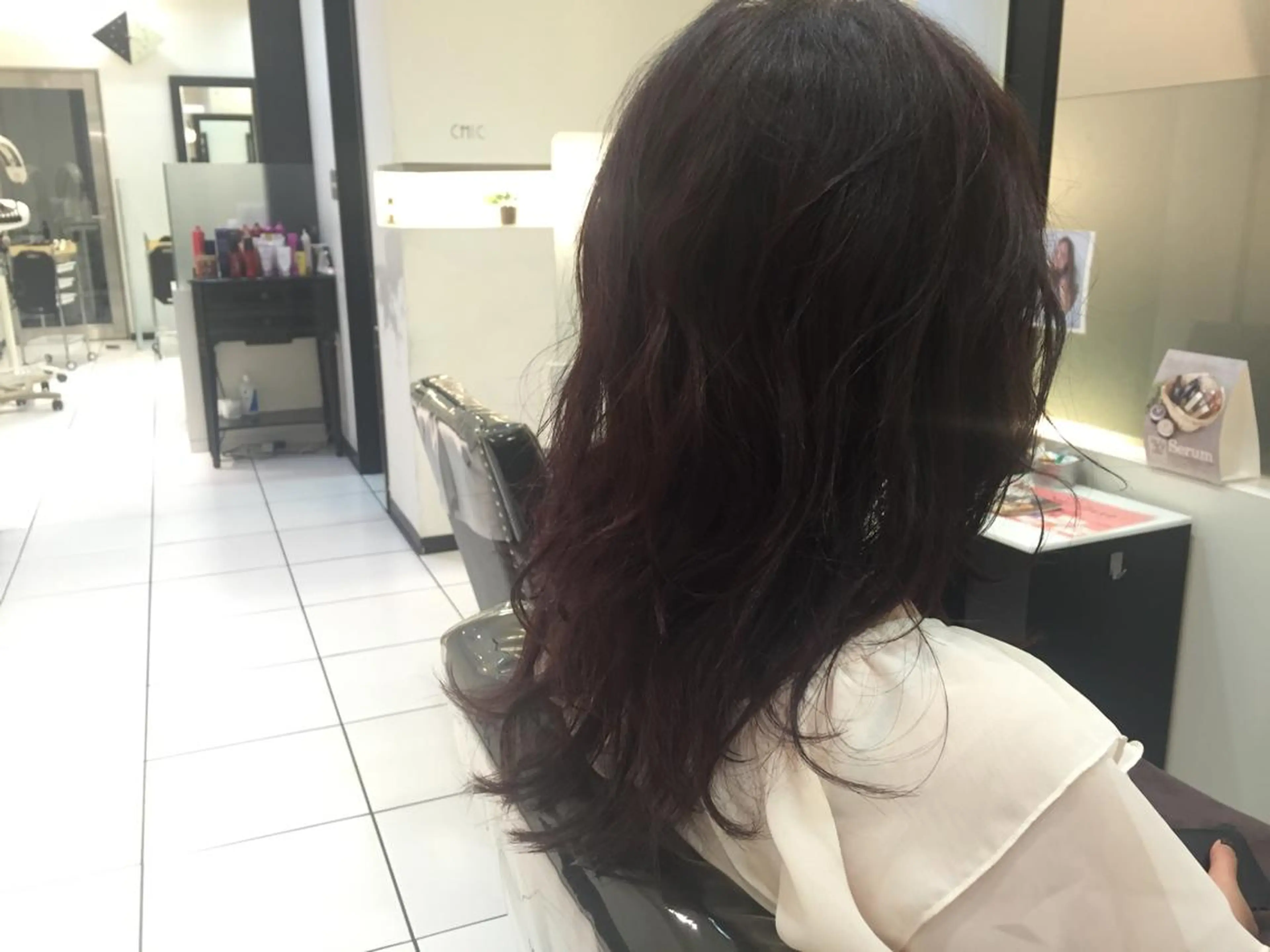 セミロング GLROW haruhiのヘアスタイル