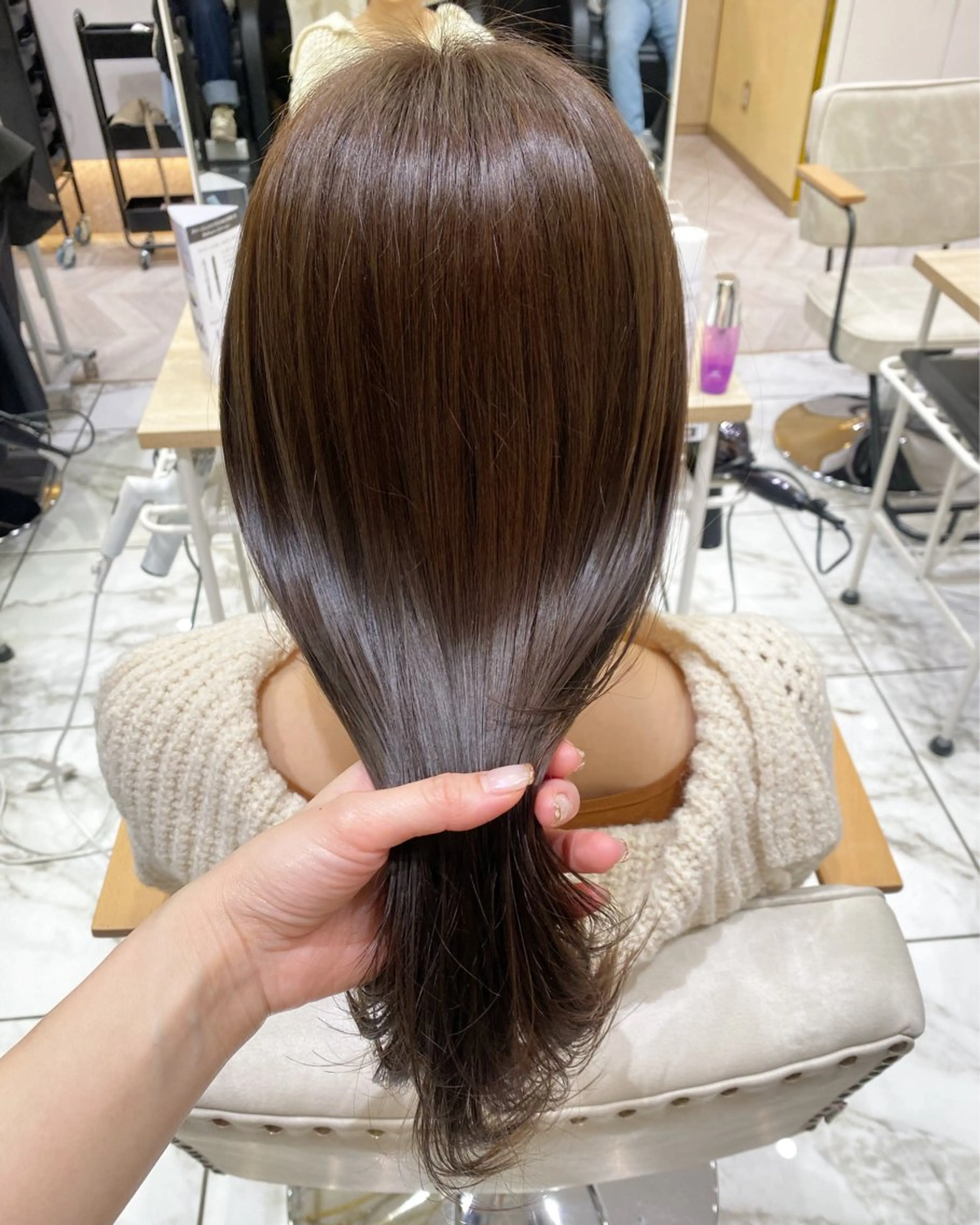 ロング ヘアカラー 似合わせ提案サラ艶♡ 彩華のヘアスタイル