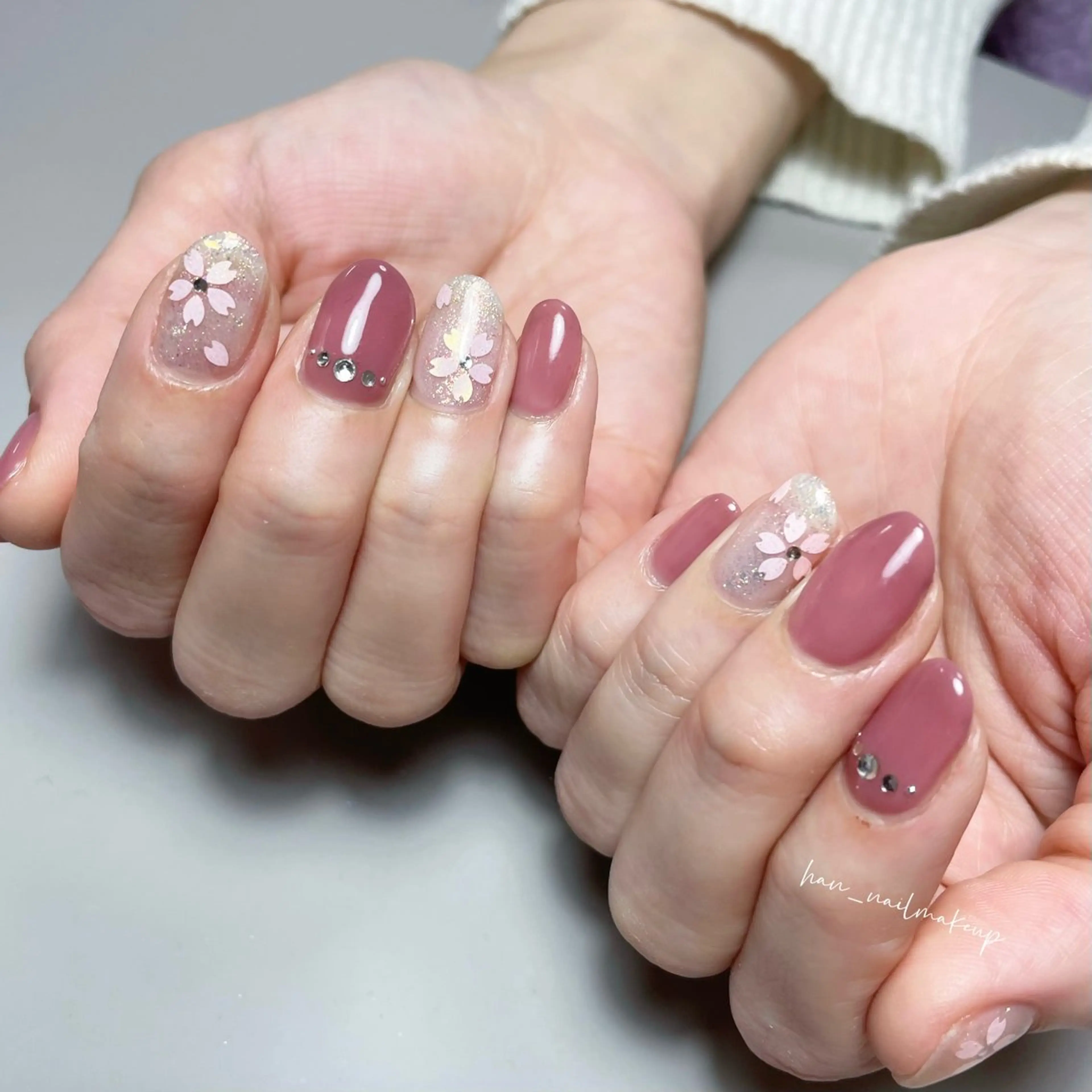 ネイル 桜ネイル ストーンネイル ハンドネイル Han Nail 【y&m】のネイルデザイン