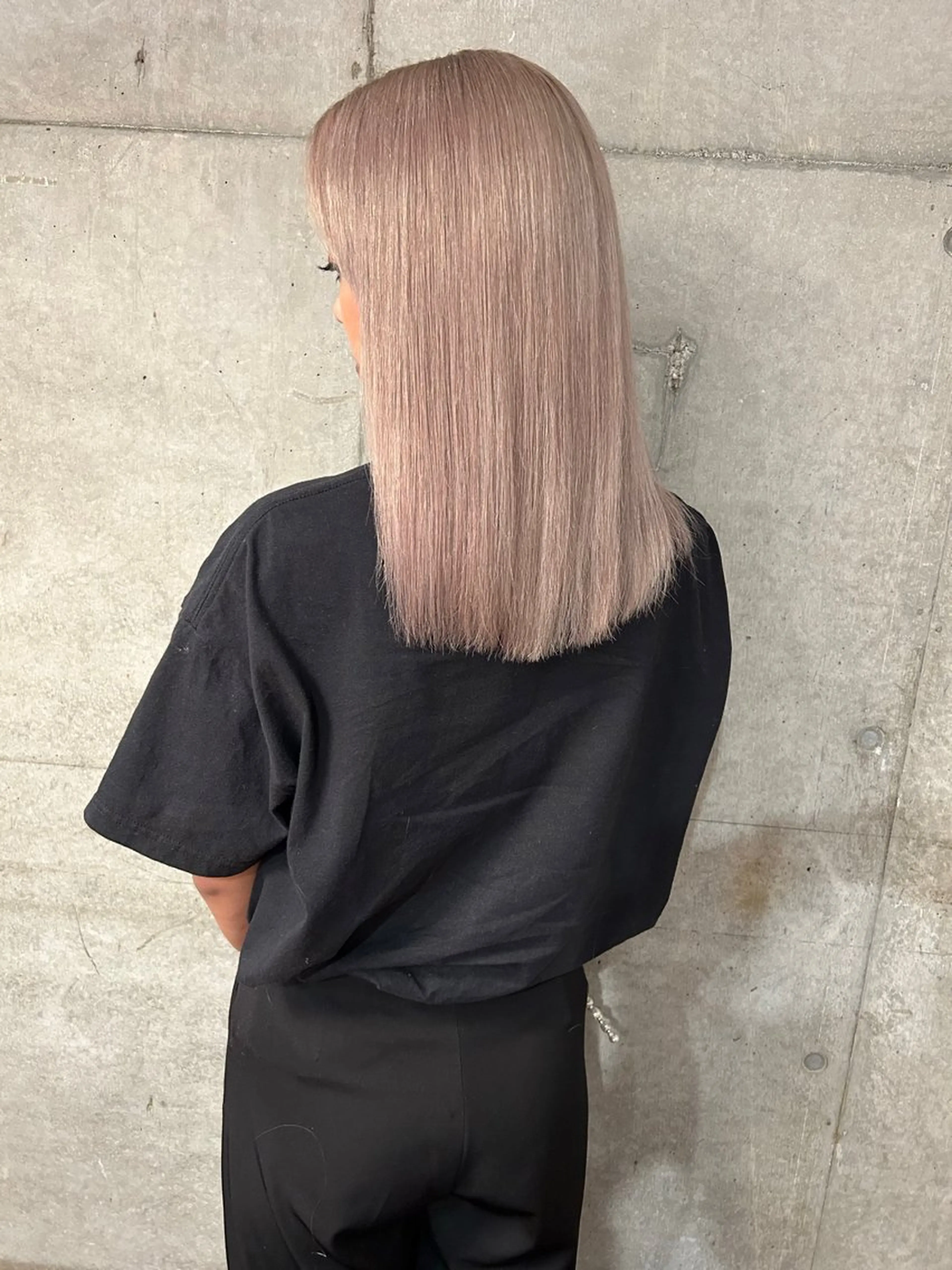 ミディアム カラー ブリーチ ハイトーンカラー カット ヘアカラー ハイトーン/韓国ヘア /艶髪  CHIYOのヘアスタイル