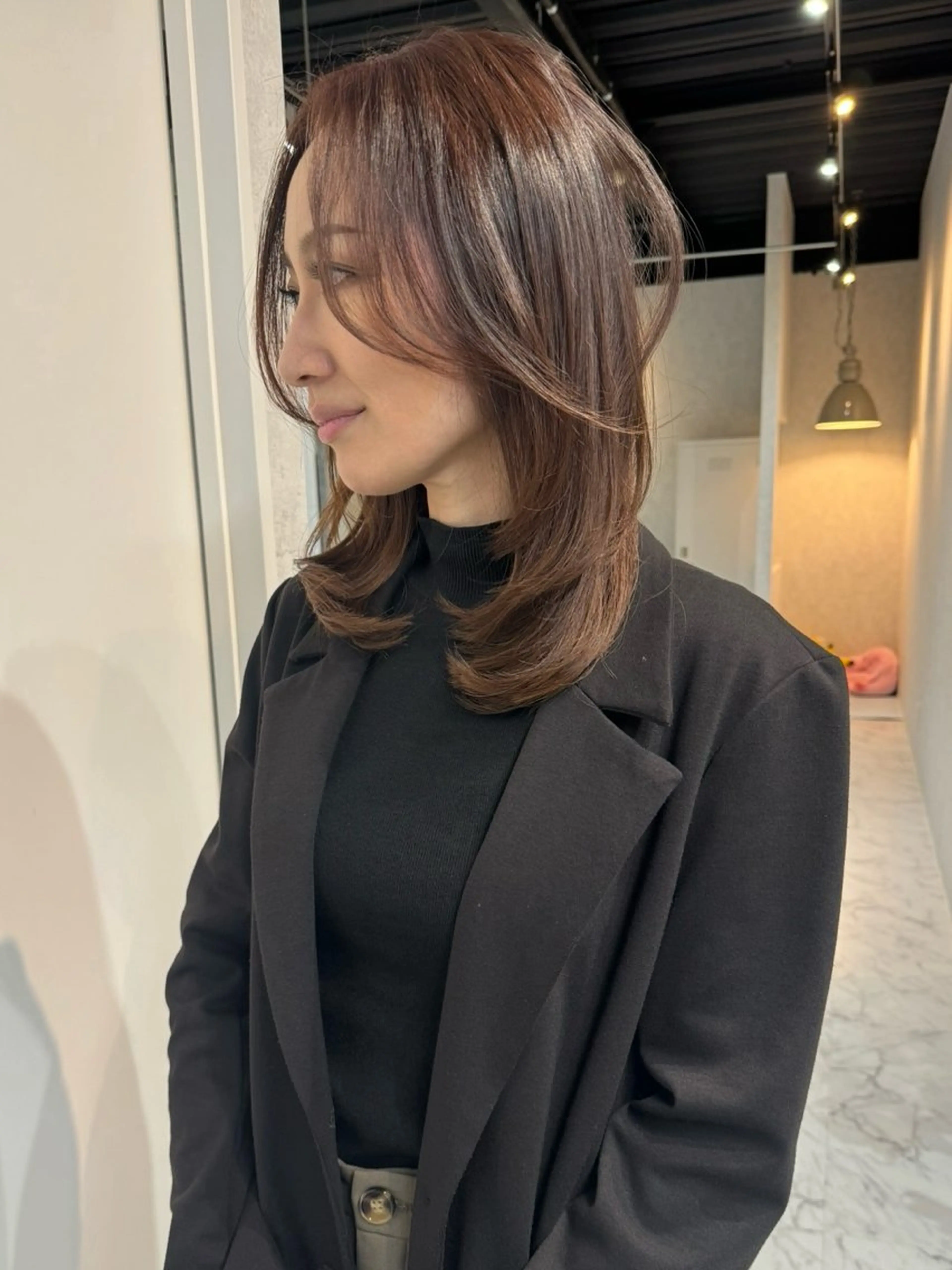 ミディアム カラー ヘアアレンジ ショートボブ バレイヤージュ ブリーチ ケアブリーチ デザインカラー アンドウ ユウ/ レイヤーカット/韓国のヘアスタイル