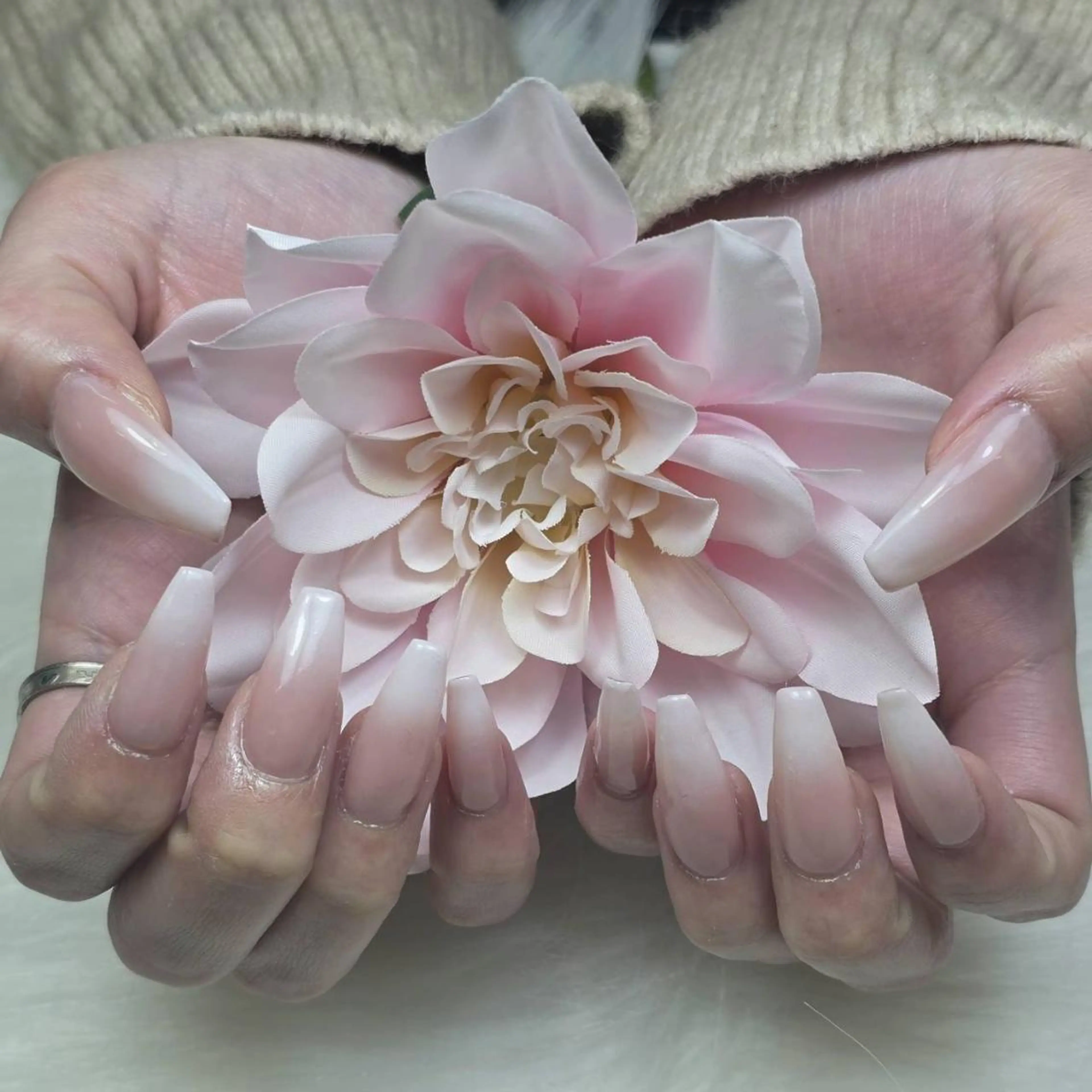 ネイル MIHANA ネイルサロンのネイルデザイン