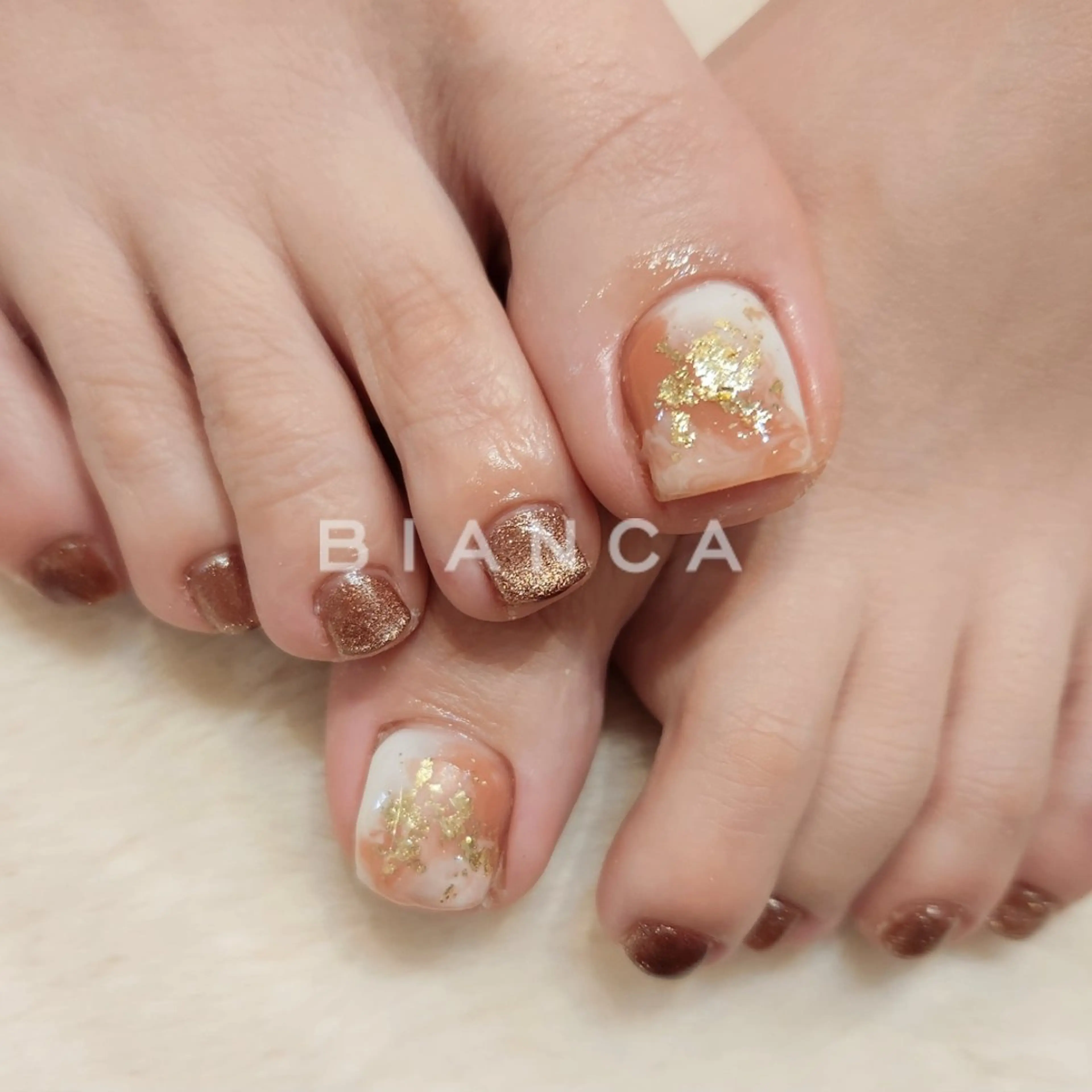 ネイル アートネイル マグネットネイル ニュアンスネイル ピンク 春ネイル フットネイル Bianca名駅店 あゆのネイルデザイン