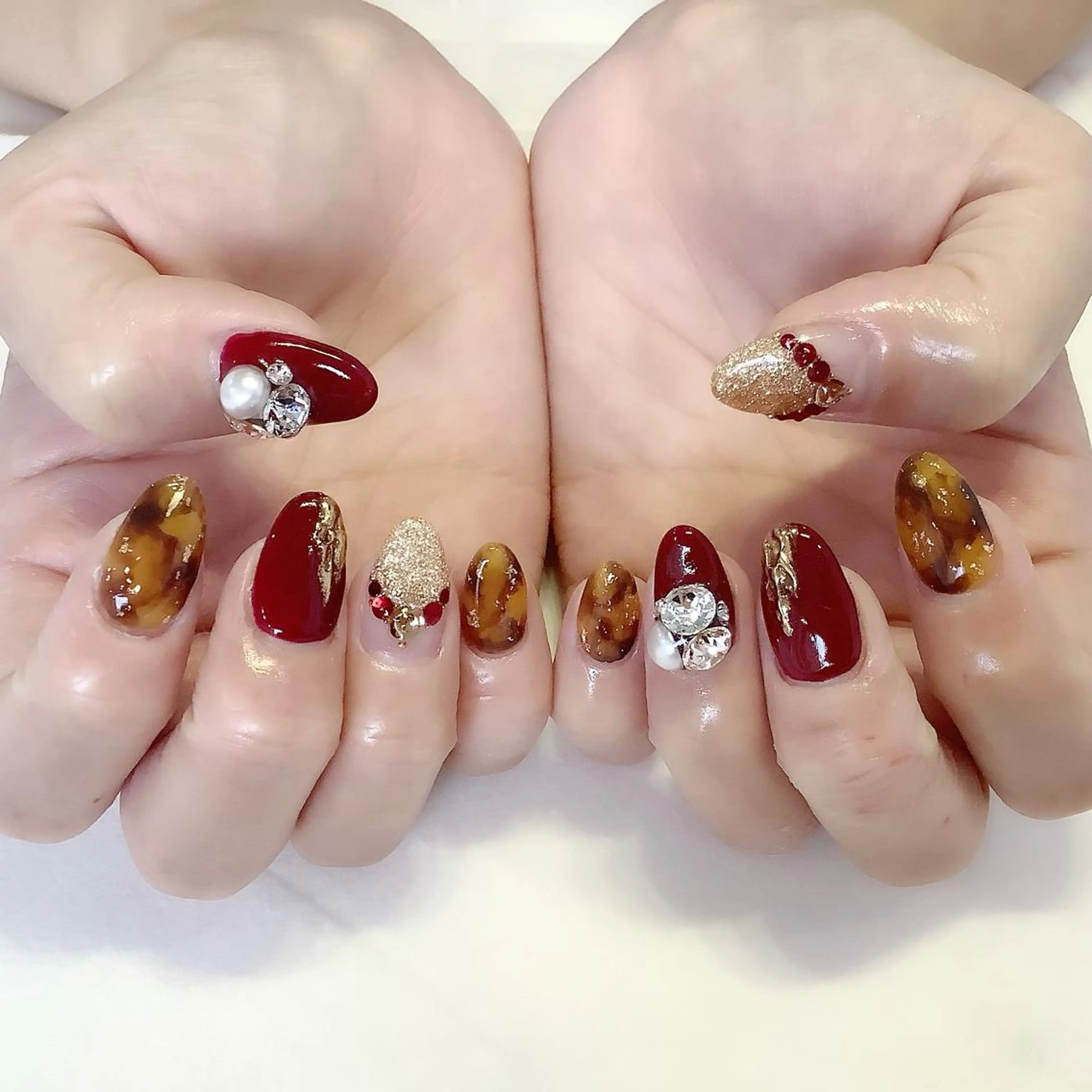 ネイル ハンドネイル 💎🐰 saki. m 🐰💎のネイルデザイン