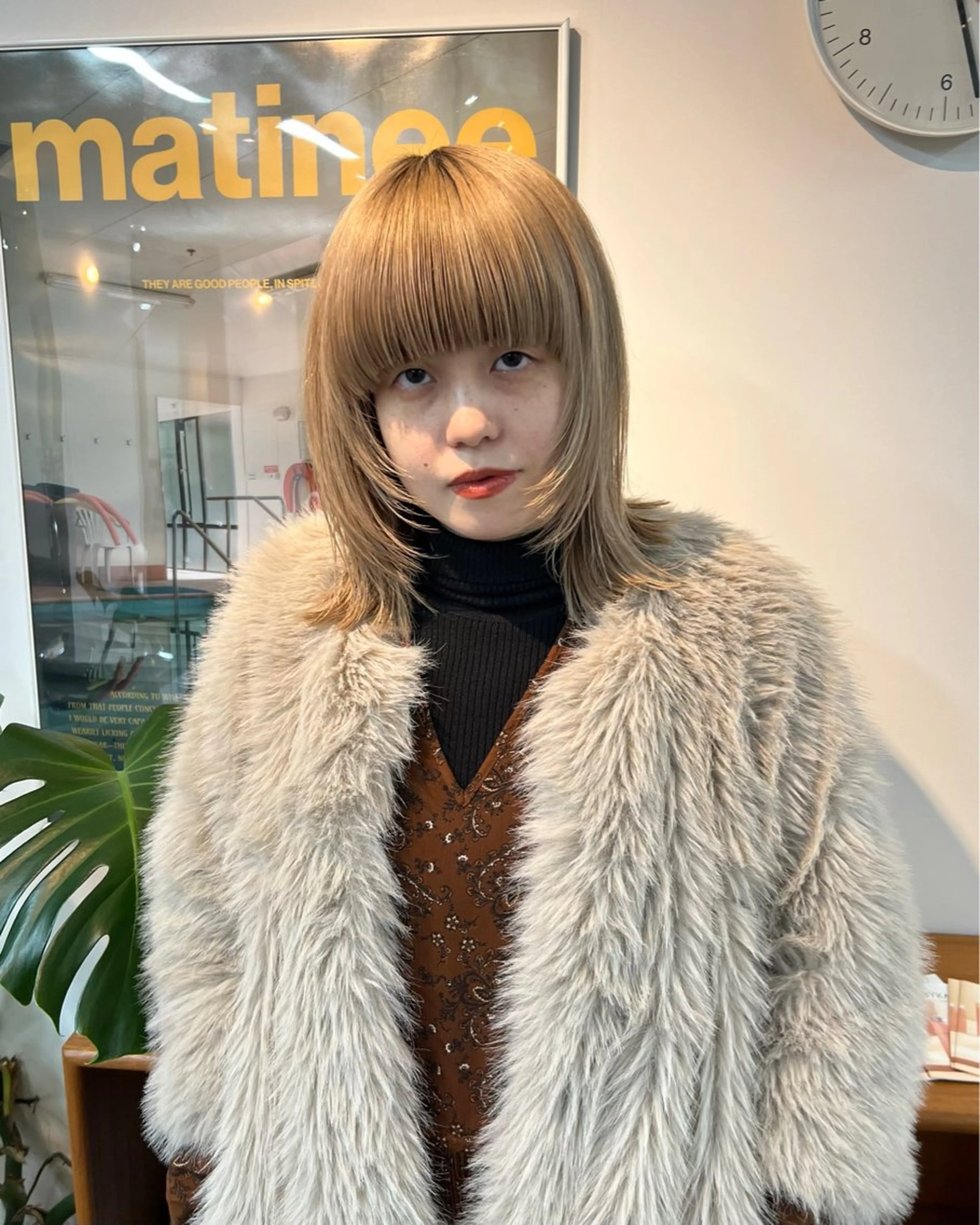 ミディアム 顔まわりレイヤー レイヤーカット カット トリートメント Hz/金子 亮/レイヤーカットのヘアスタイル