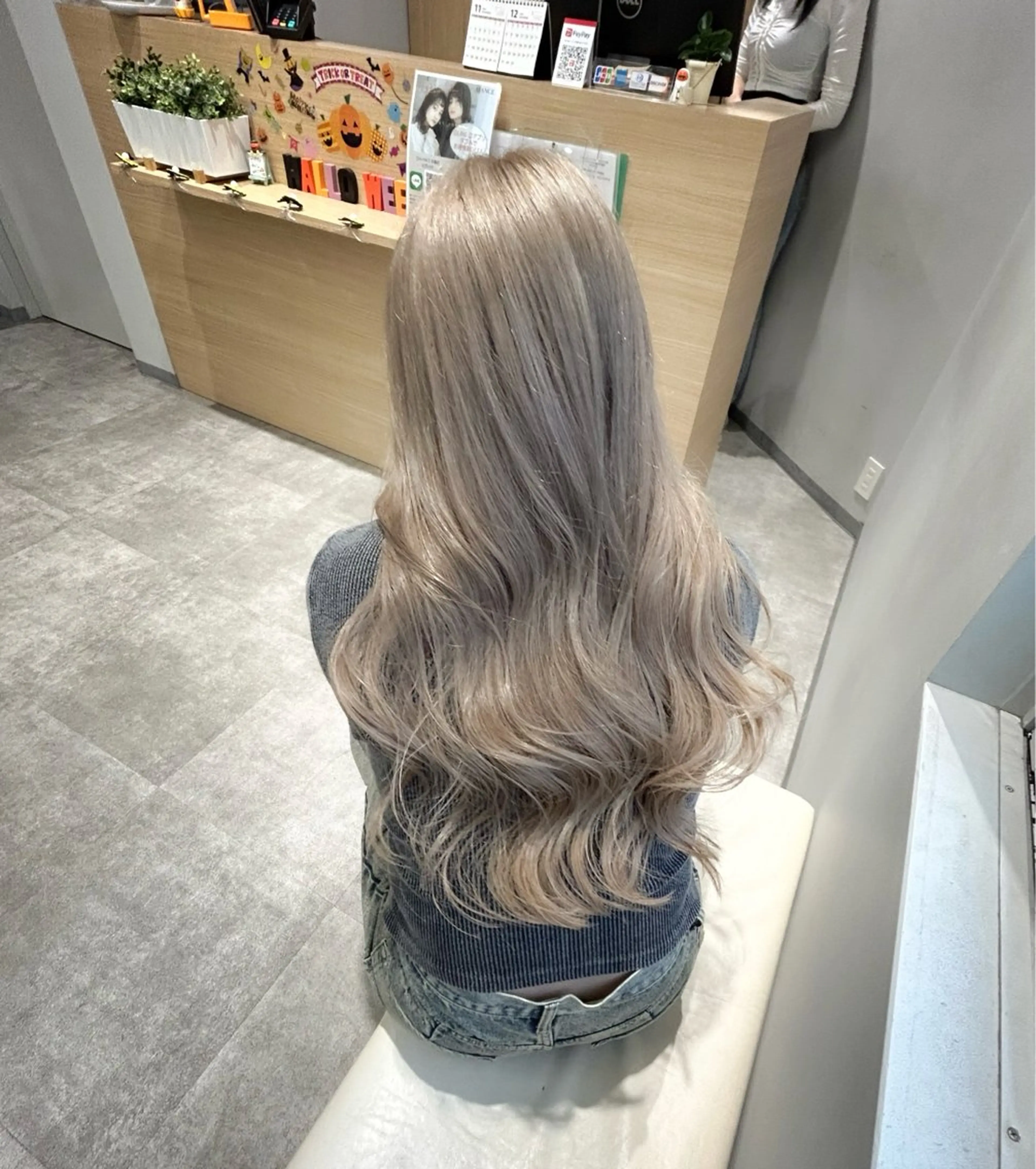 ロング カラー salowin梅田茶屋町suite所属・ハイトーンヘア/ 島崎　タクミのヘアスタイル