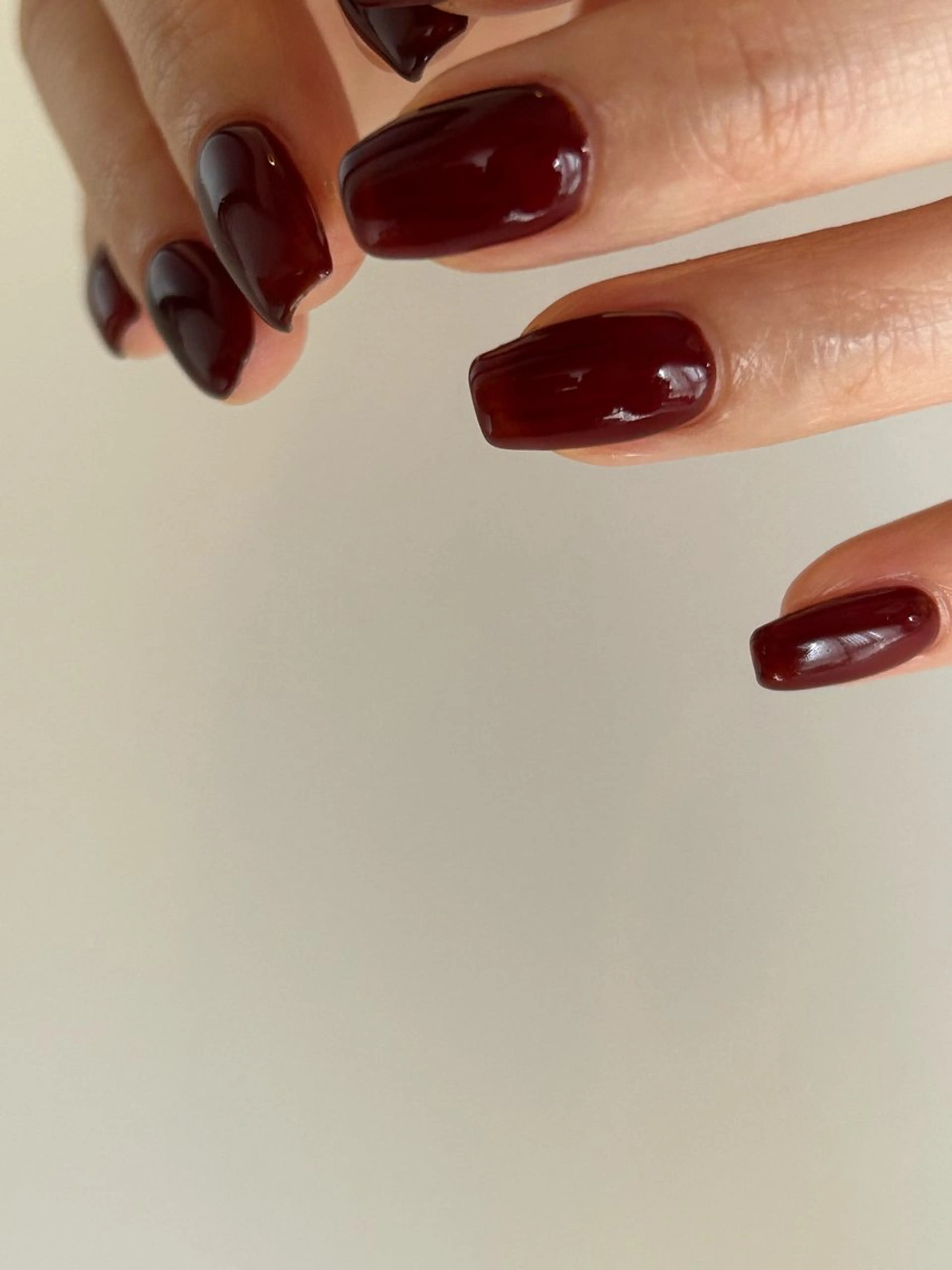 ネイル ブラウン ワンカラーネイル ハンドネイル yoi_ hokazeのネイルデザイン