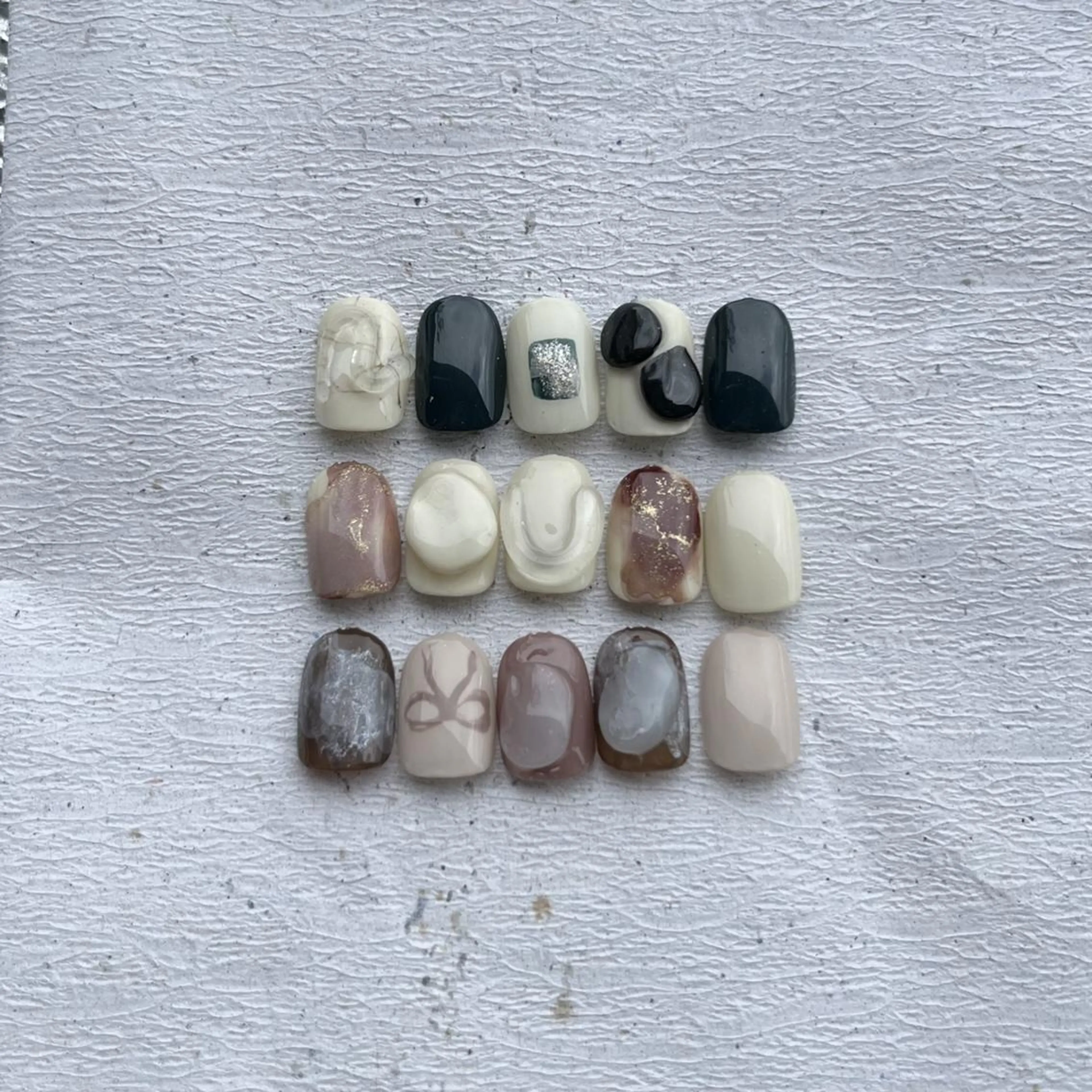 ネイル Ray. ／綺麗目ニュアンスのネイルデザイン