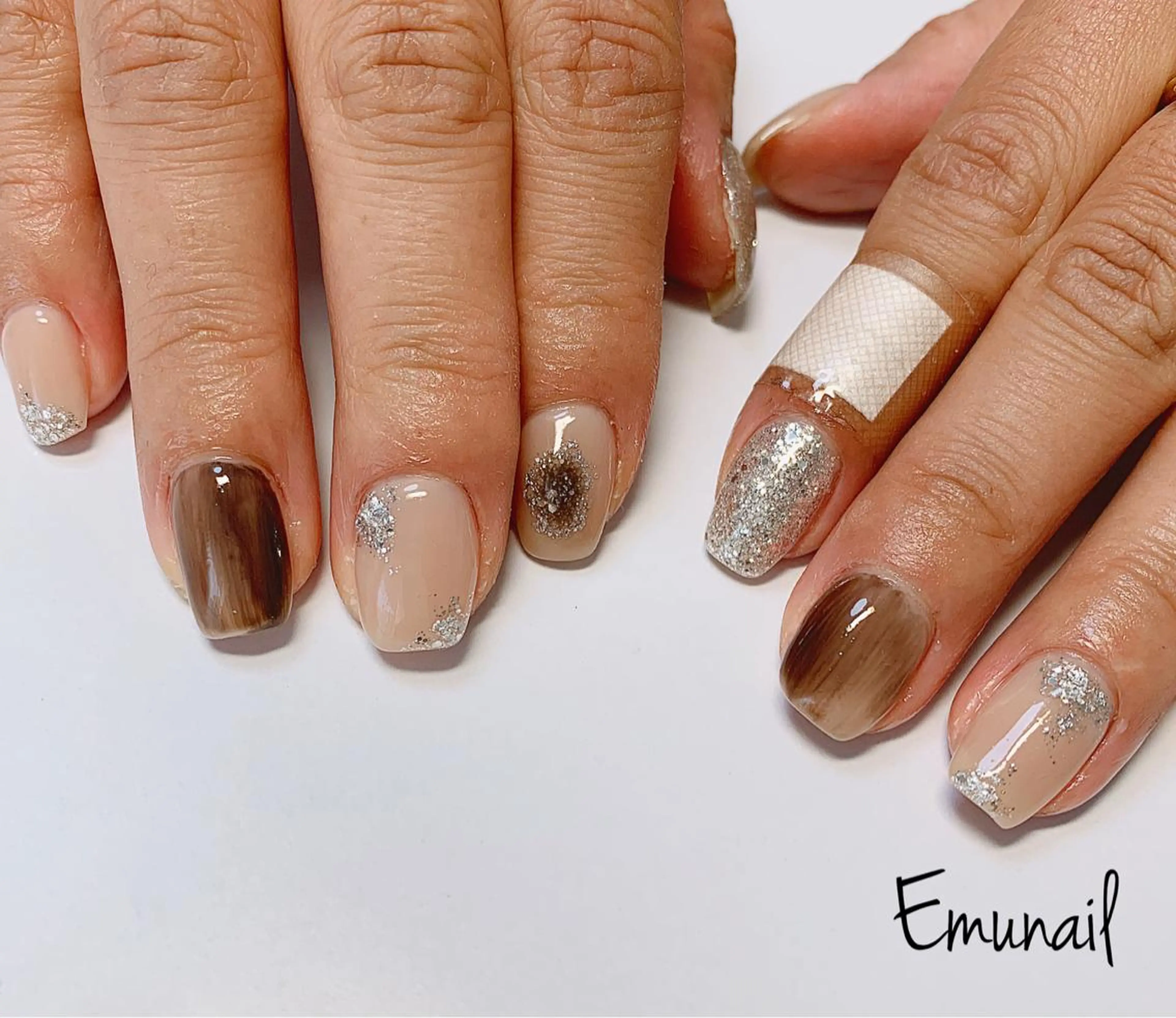 ネイル ハンドネイル Emu Nailのネイルデザイン