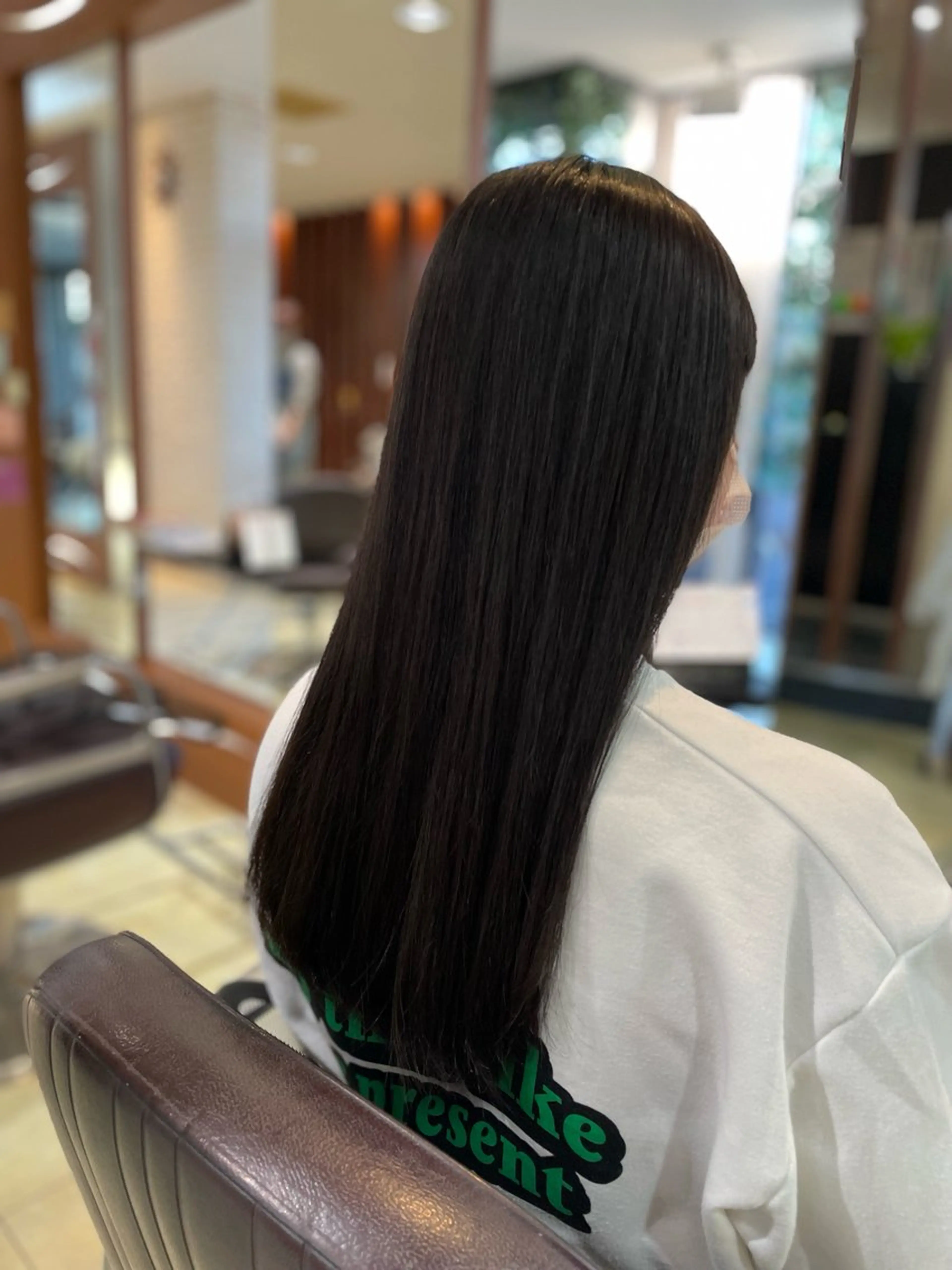 ロング 縮毛矯正 トリートメント 下村 和香奈のヘアスタイル