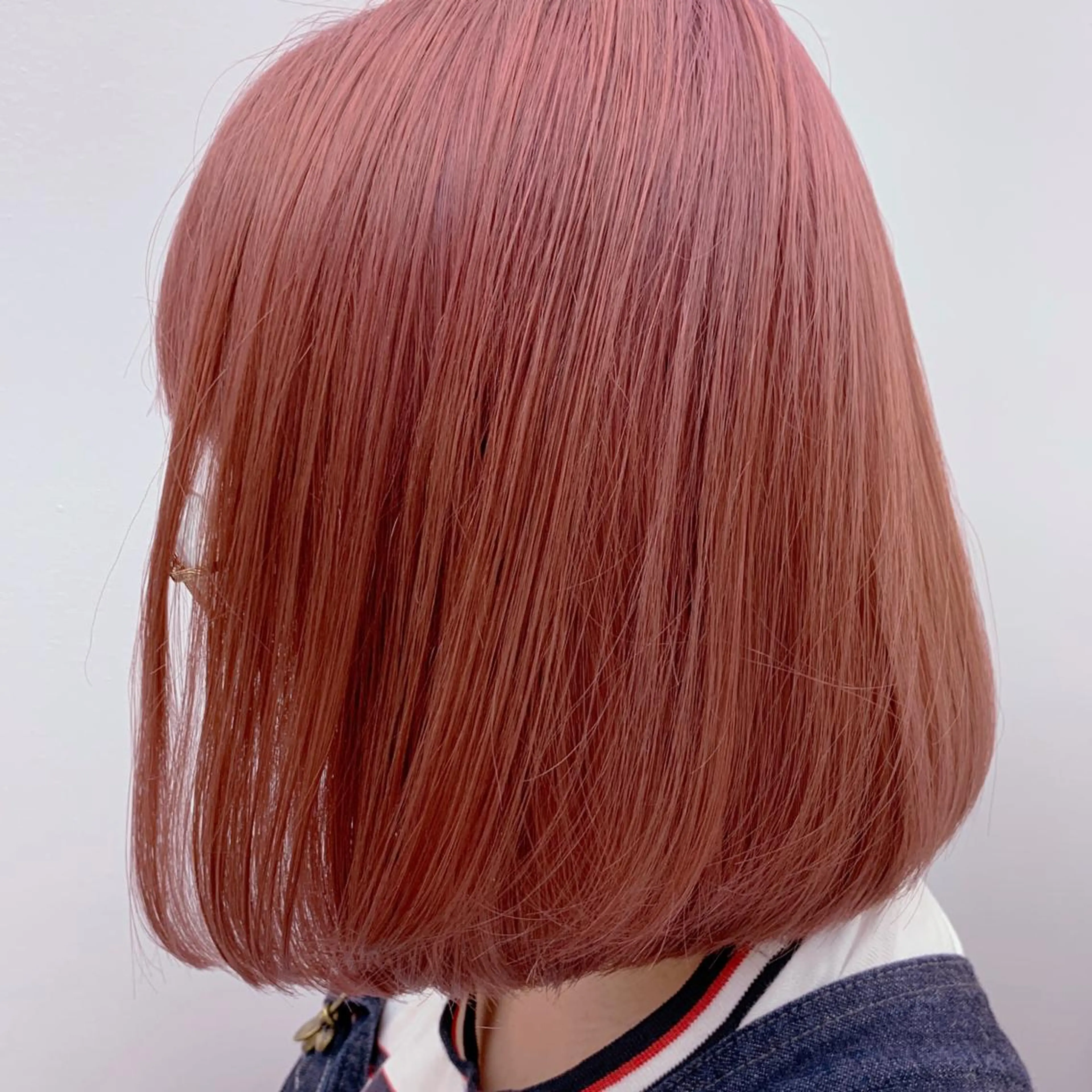 セミロング カラー ヘアカラー newi 池袋のヘアスタイル