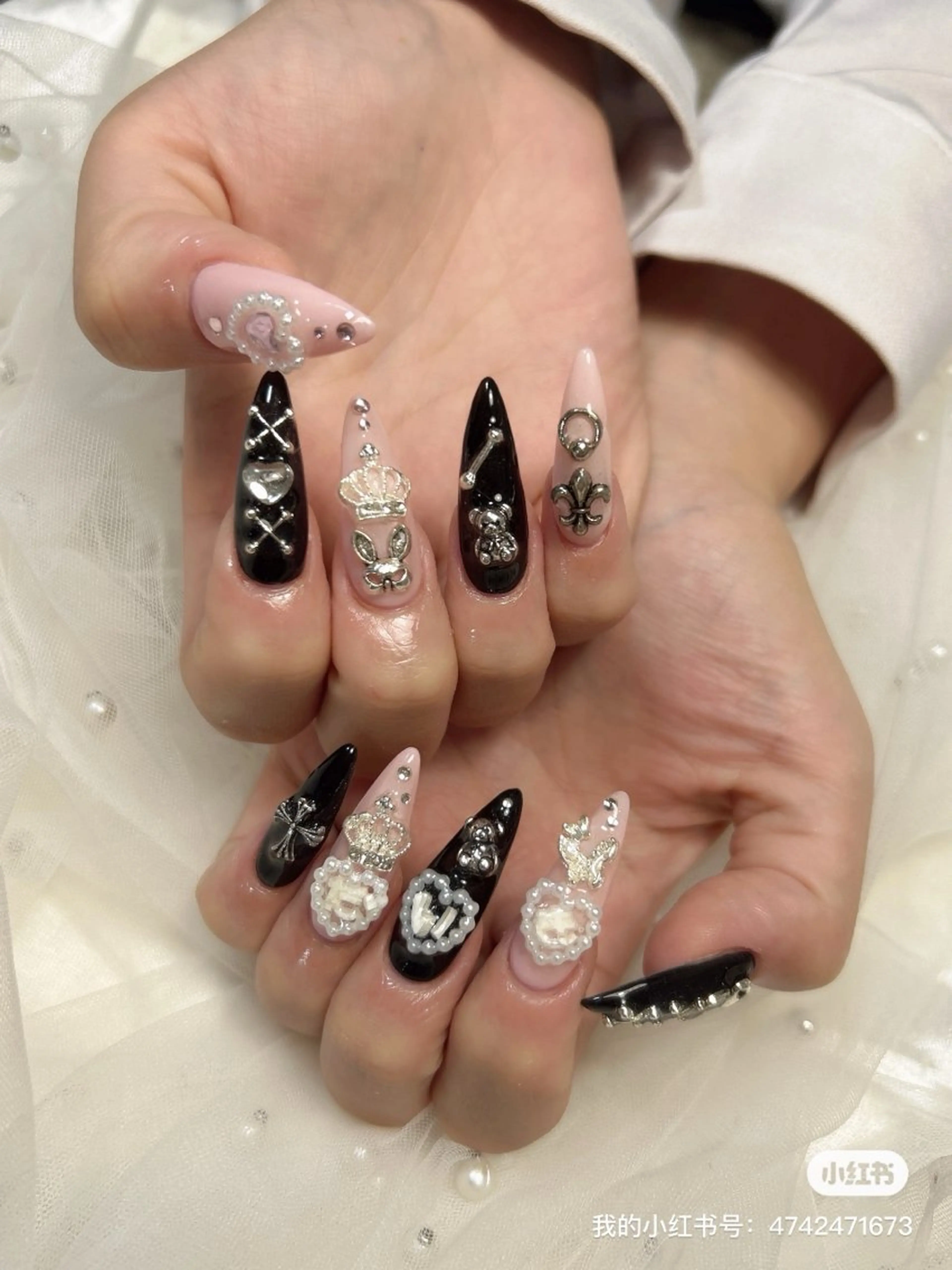 ネイル U·Mi nail salon所属・U·MI 上野御徒町店のネイルデザイン